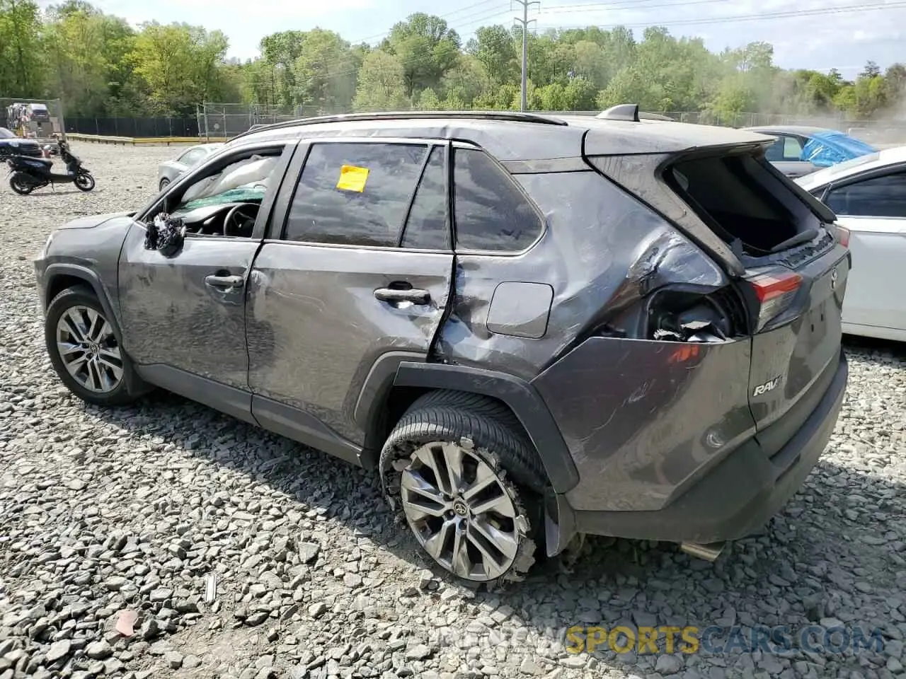 2 Photograph of a damaged car 2T3A1RFV8MC188214 TOYOTA RAV4 2021