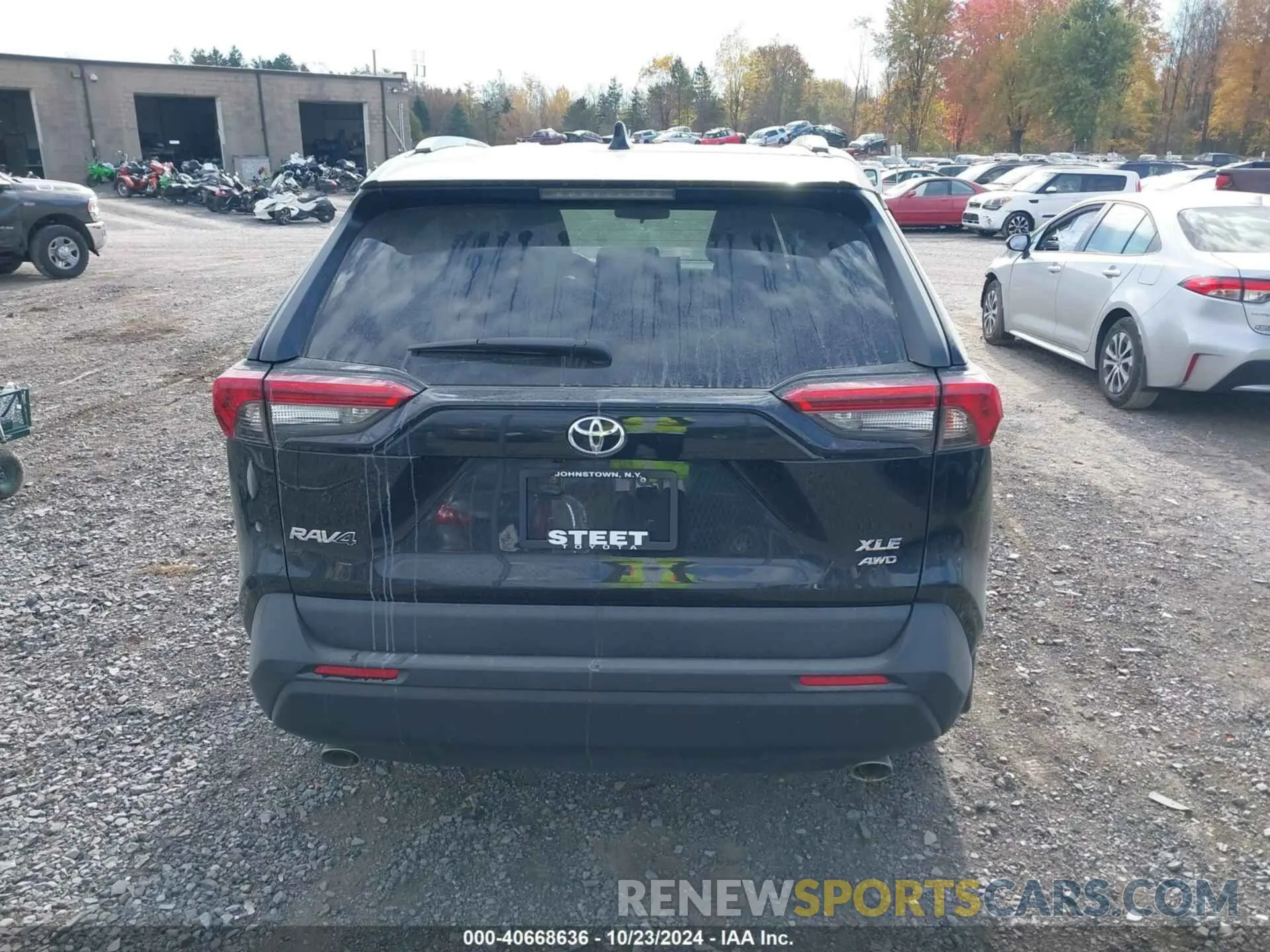 16 Photograph of a damaged car 2T3A1RFV8MW151579 TOYOTA RAV4 2021