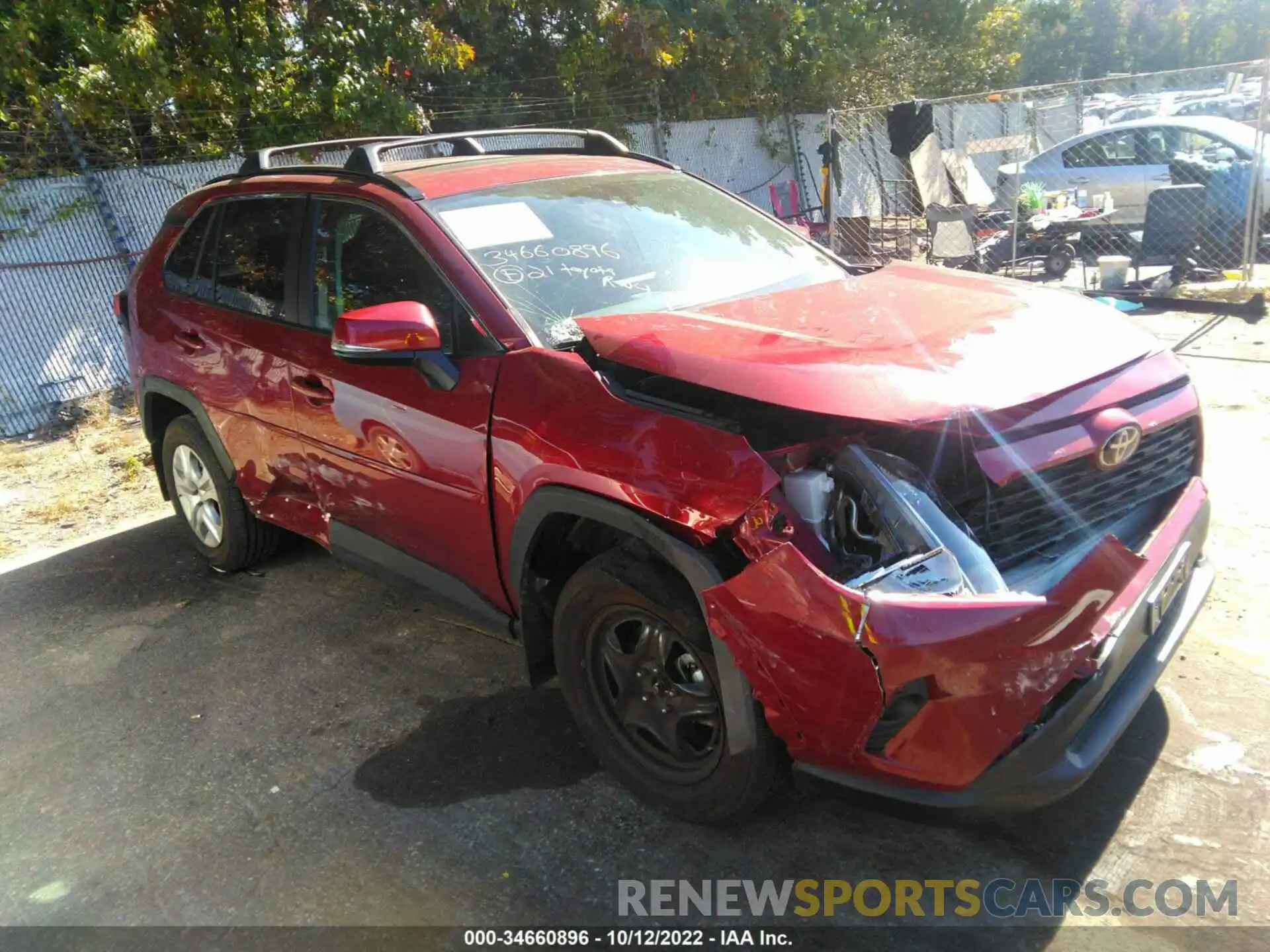 1 Photograph of a damaged car 2T3A1RFV8MW203244 TOYOTA RAV4 2021