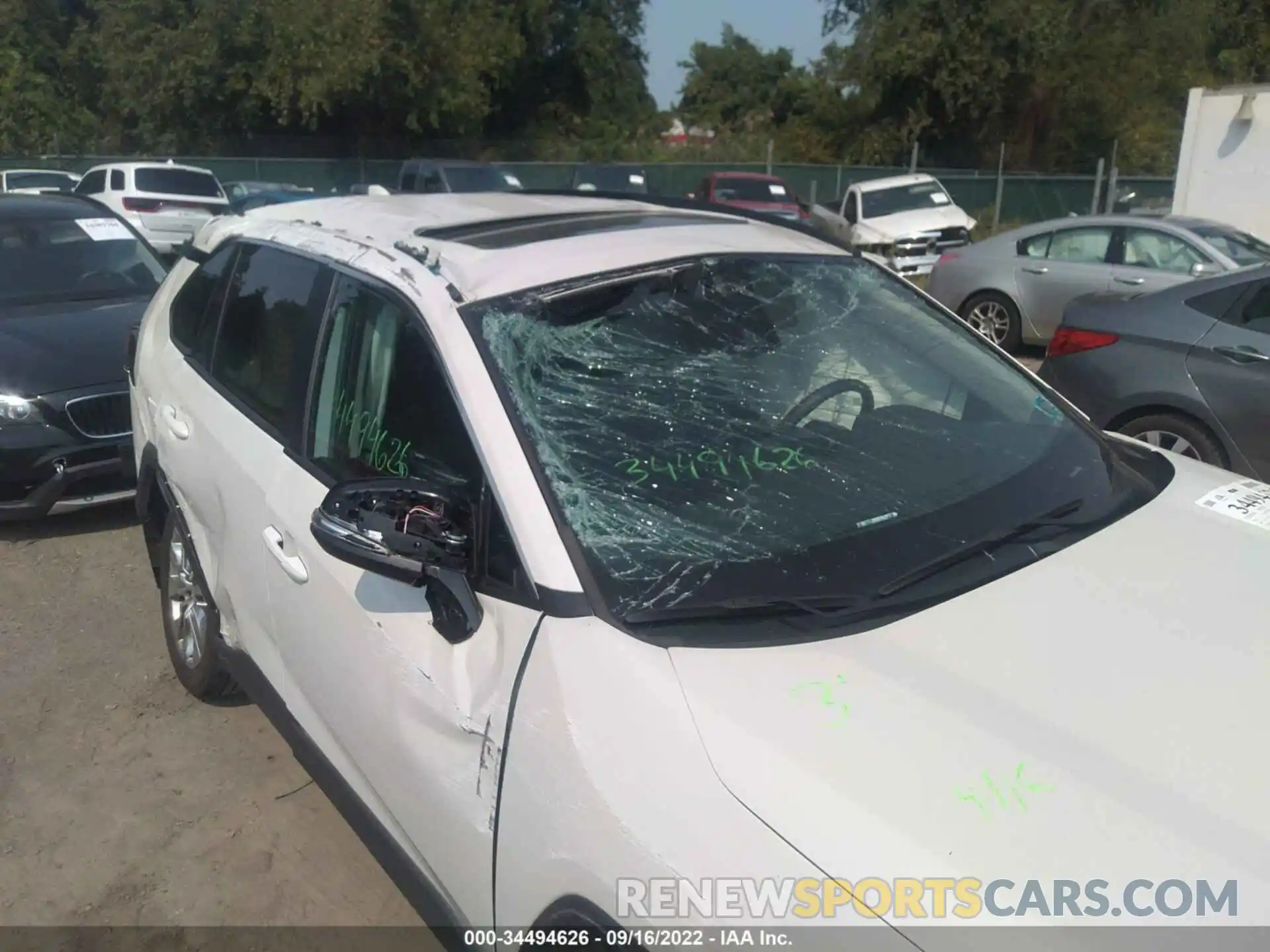 6 Photograph of a damaged car 2T3A1RFV8MW211909 TOYOTA RAV4 2021