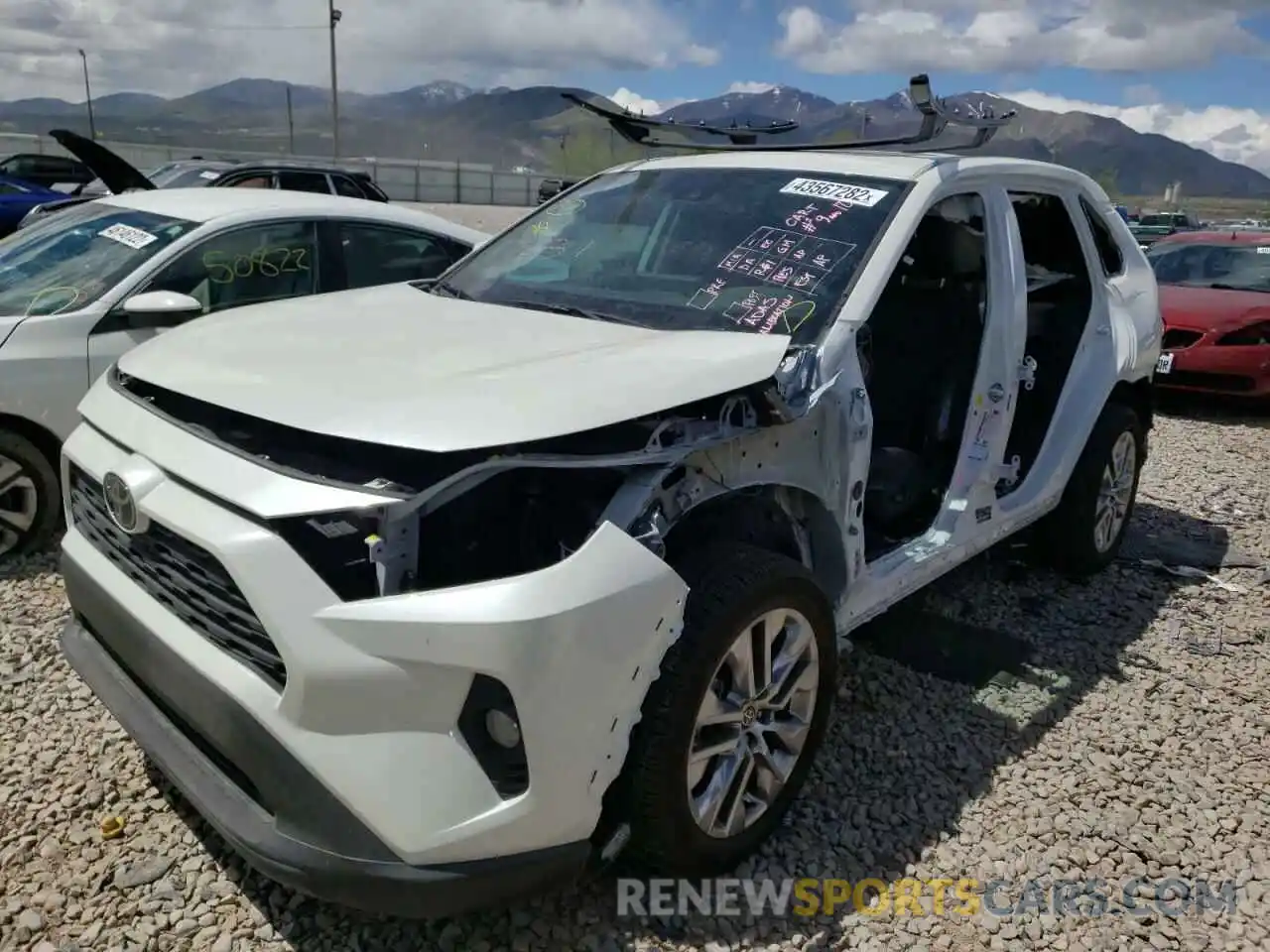 2 Photograph of a damaged car 2T3A1RFV8MW230671 TOYOTA RAV4 2021