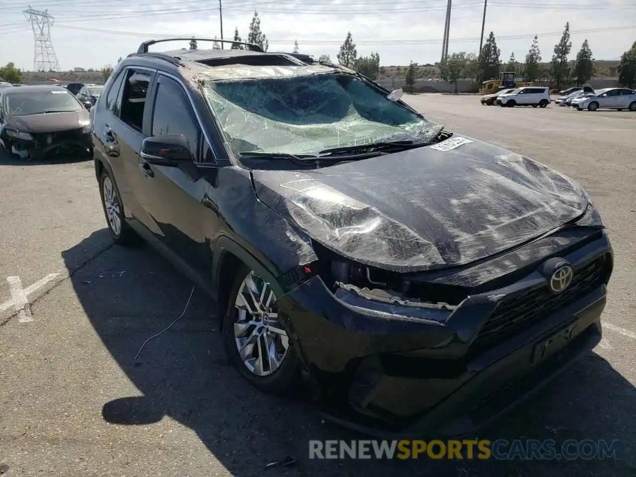 1 Photograph of a damaged car 2T3A1RFV9MC153889 TOYOTA RAV4 2021