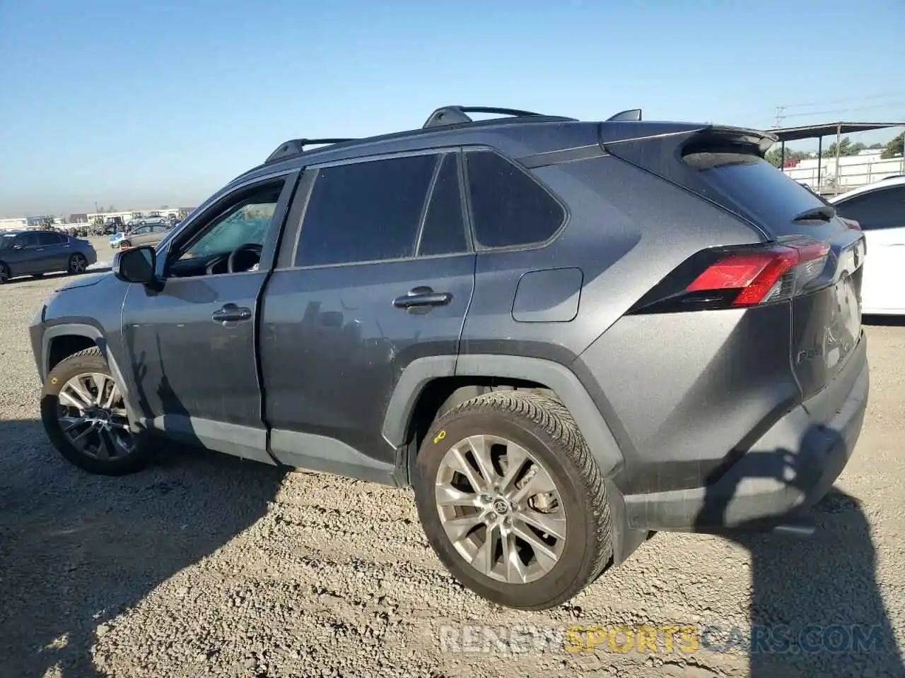 2 Photograph of a damaged car 2T3A1RFV9MC192594 TOYOTA RAV4 2021