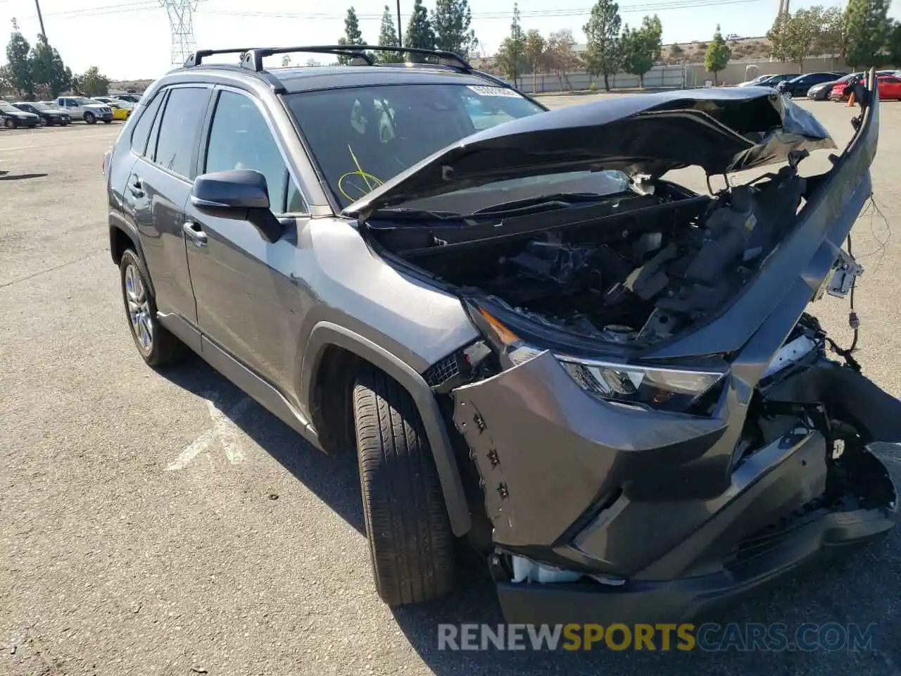 1 Photograph of a damaged car 2T3A1RFV9MC216747 TOYOTA RAV4 2021