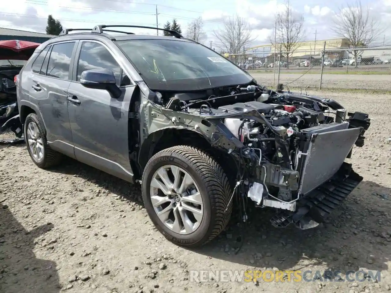 1 Photograph of a damaged car 2T3A1RFV9MC234942 TOYOTA RAV4 2021