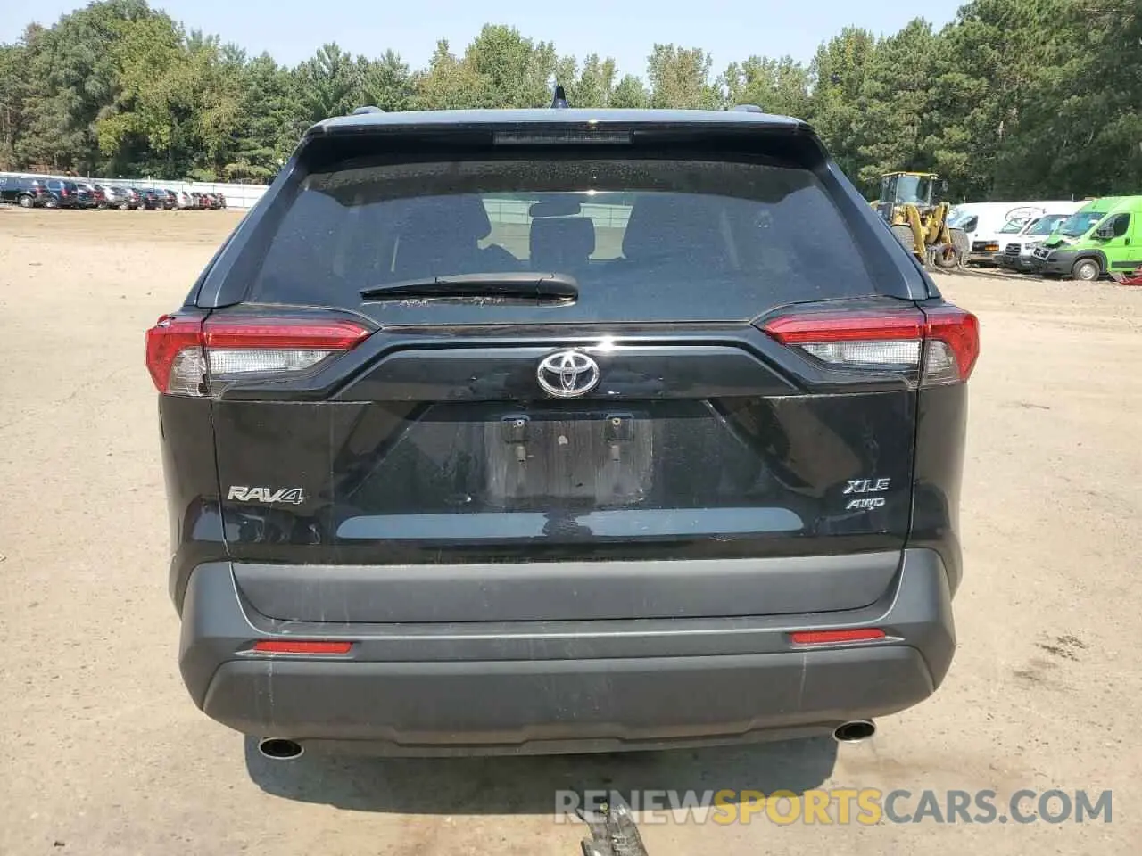 6 Photograph of a damaged car 2T3A1RFV9MW140624 TOYOTA RAV4 2021