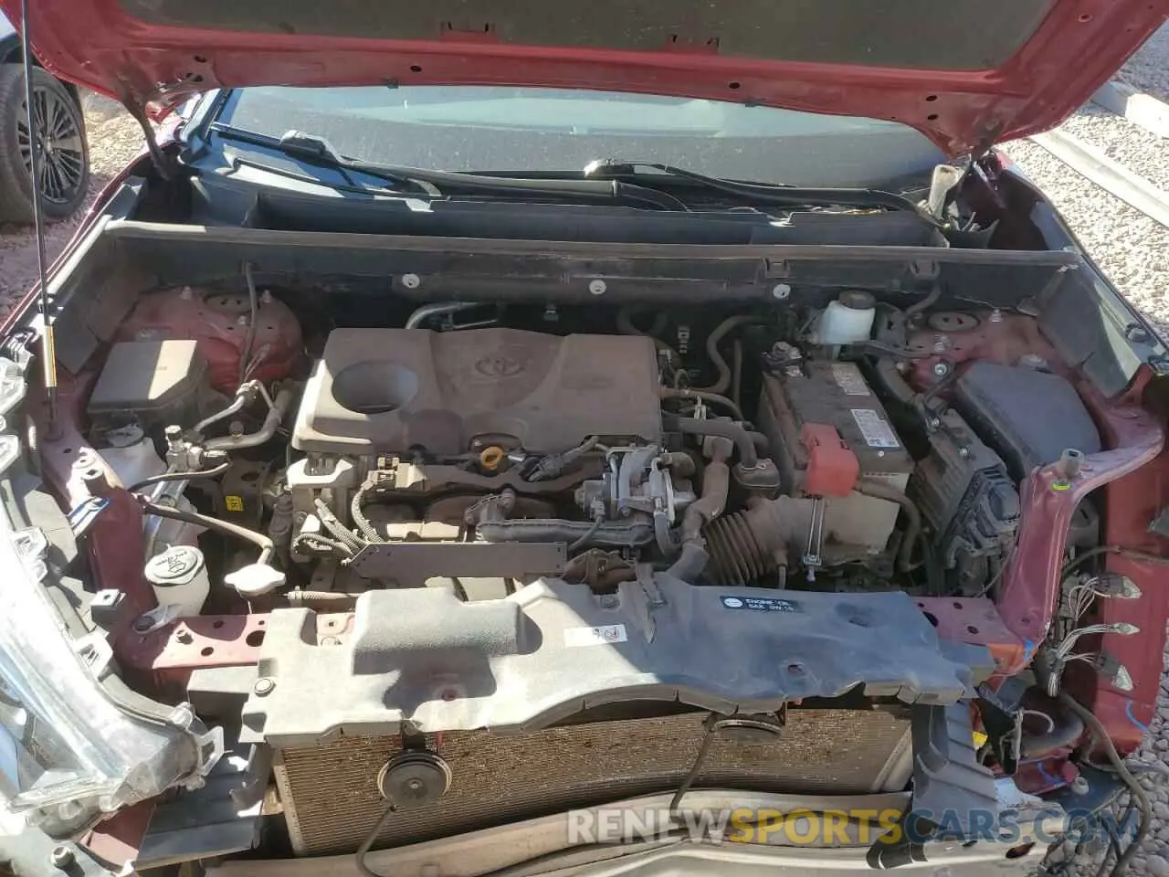 11 Photograph of a damaged car 2T3A1RFV9MW158685 TOYOTA RAV4 2021