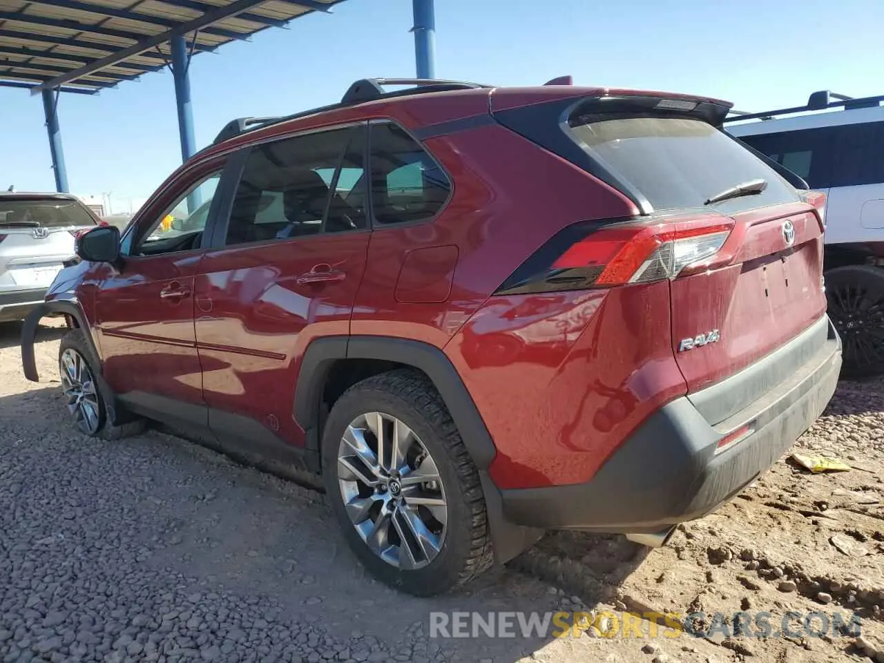 2 Photograph of a damaged car 2T3A1RFV9MW158685 TOYOTA RAV4 2021
