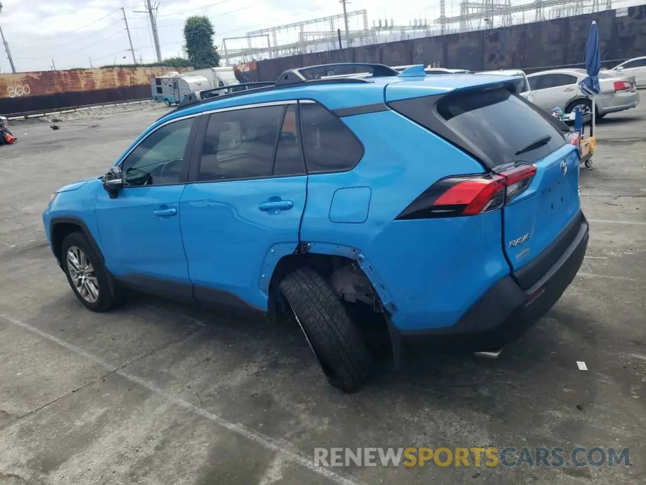 2 Photograph of a damaged car 2T3A1RFV9MW188379 TOYOTA RAV4 2021