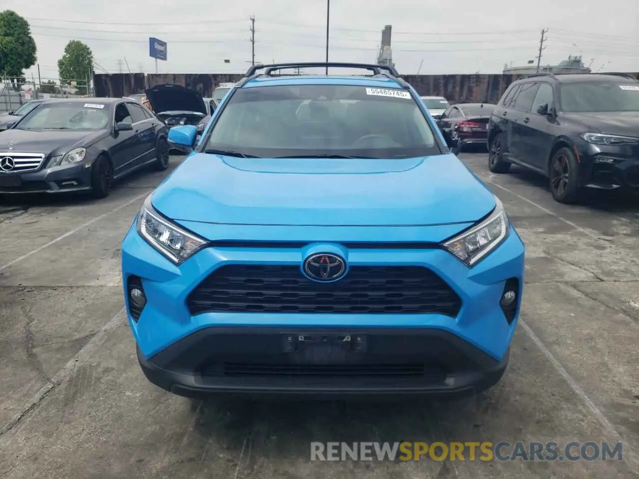 5 Photograph of a damaged car 2T3A1RFV9MW188379 TOYOTA RAV4 2021