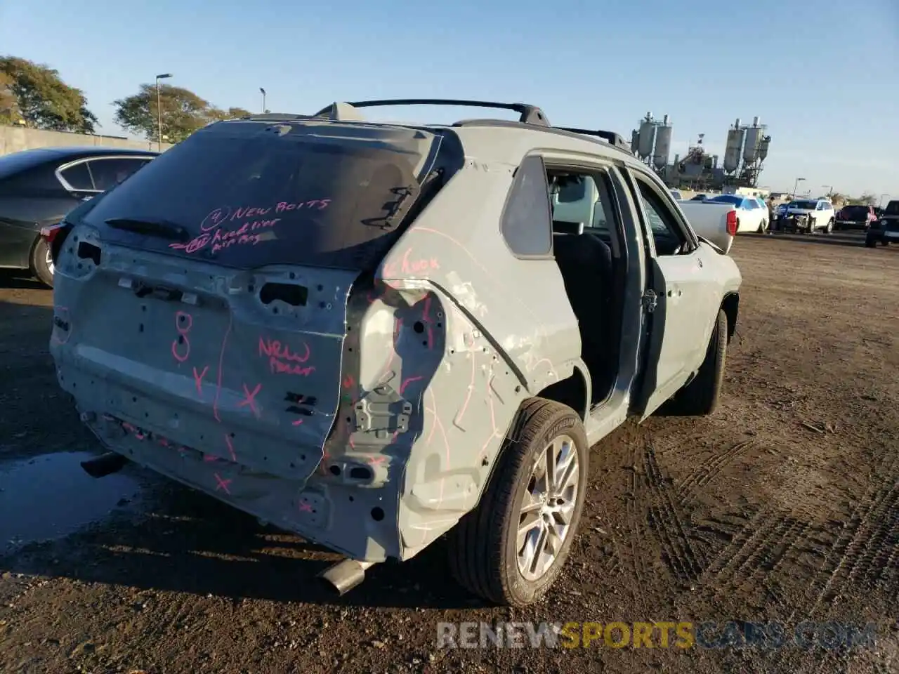 3 Photograph of a damaged car 2T3A1RFV9MW206492 TOYOTA RAV4 2021