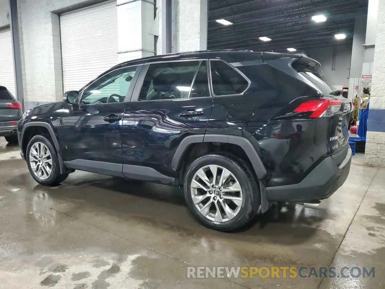 2 Photograph of a damaged car 2T3A1RFVXMC152735 TOYOTA RAV4 2021