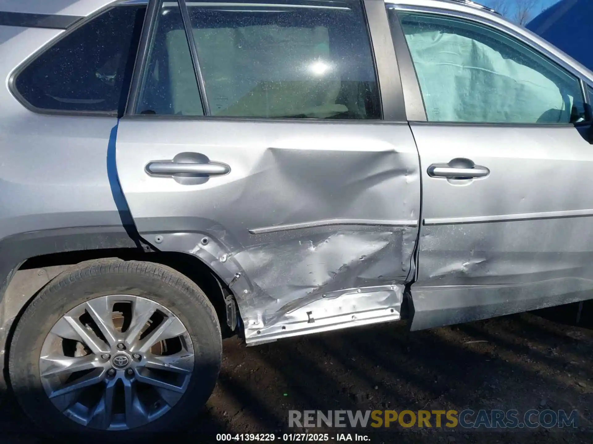 6 Photograph of a damaged car 2T3A1RFVXMC198453 TOYOTA RAV4 2021