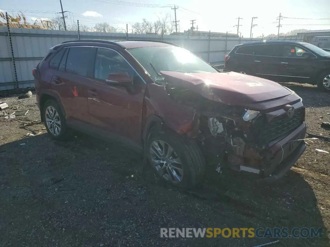 4 Photograph of a damaged car 2T3A1RFVXMW173762 TOYOTA RAV4 2021