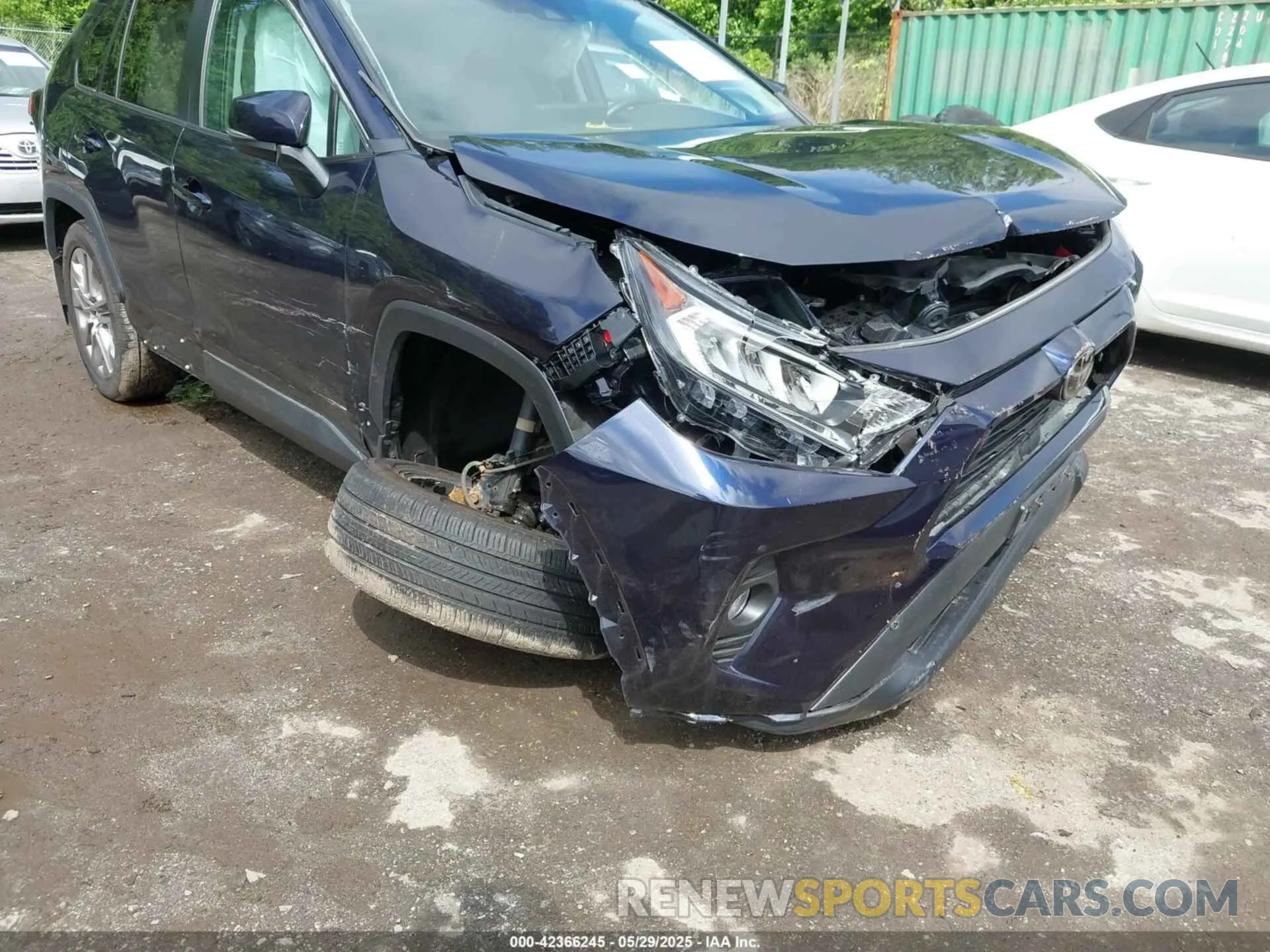 6 Photograph of a damaged car 2T3A1RFVXMW195342 TOYOTA RAV4 2021