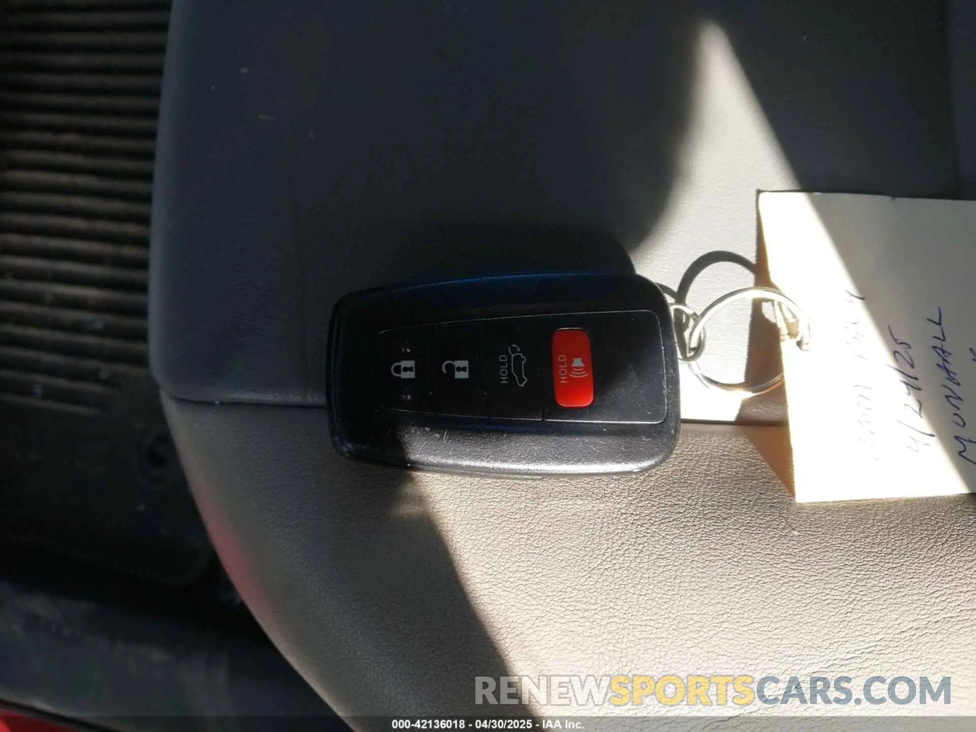 11 Photograph of a damaged car 2T3A1RFVXMW202936 TOYOTA RAV4 2021