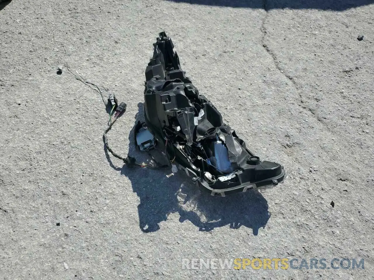 13 Photograph of a damaged car 2T3B6RFV0MW008793 TOYOTA RAV4 2021