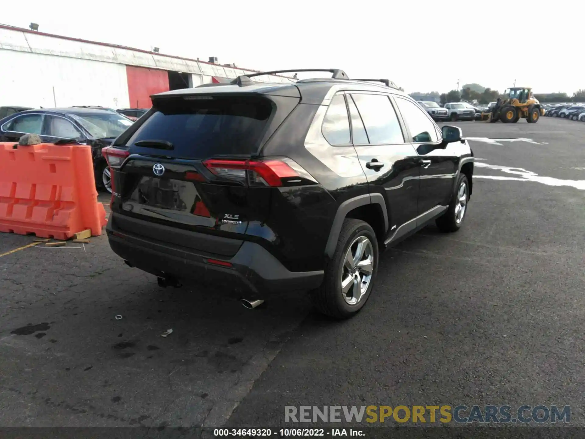 4 Photograph of a damaged car 2T3B6RFV2MW026115 TOYOTA RAV4 2021