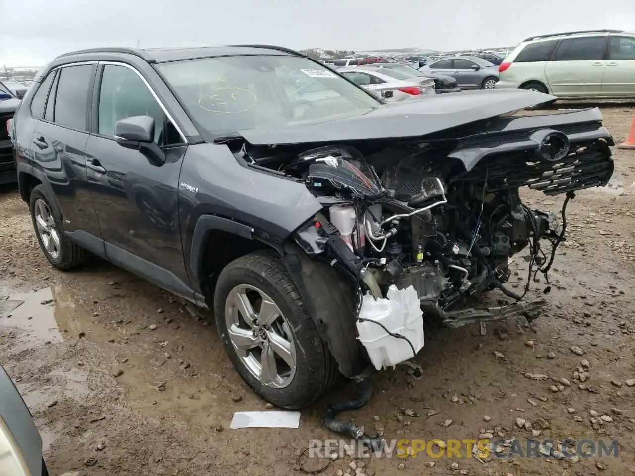 1 Photograph of a damaged car 2T3B6RFV2MW028477 TOYOTA RAV4 2021