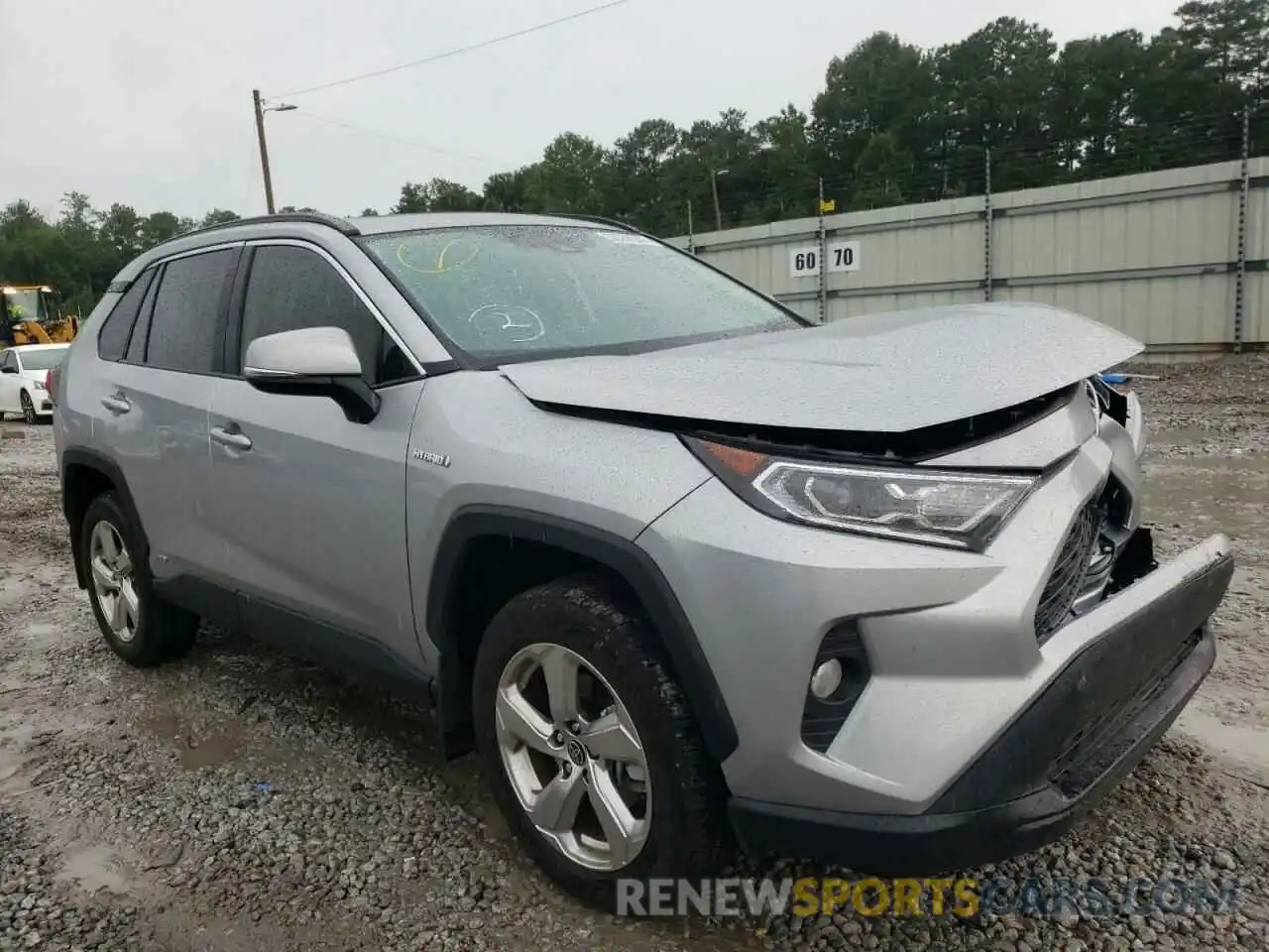 1 Photograph of a damaged car 2T3B6RFV2MW029175 TOYOTA RAV4 2021