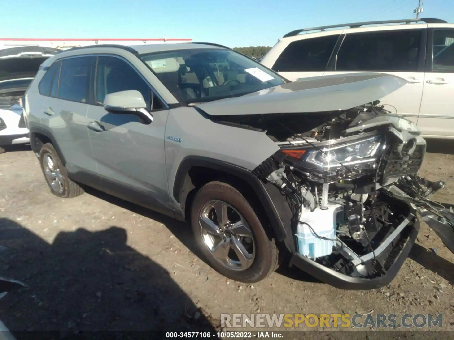 1 Photograph of a damaged car 2T3B6RFV4MW029484 TOYOTA RAV4 2021