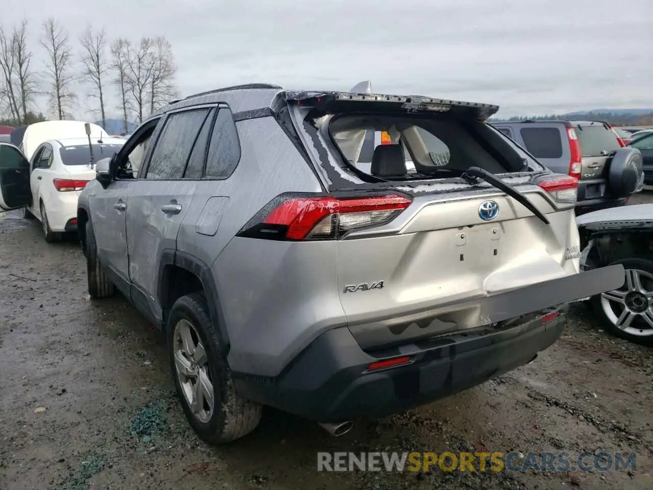 3 Photograph of a damaged car 2T3B6RFV5MW007218 TOYOTA RAV4 2021