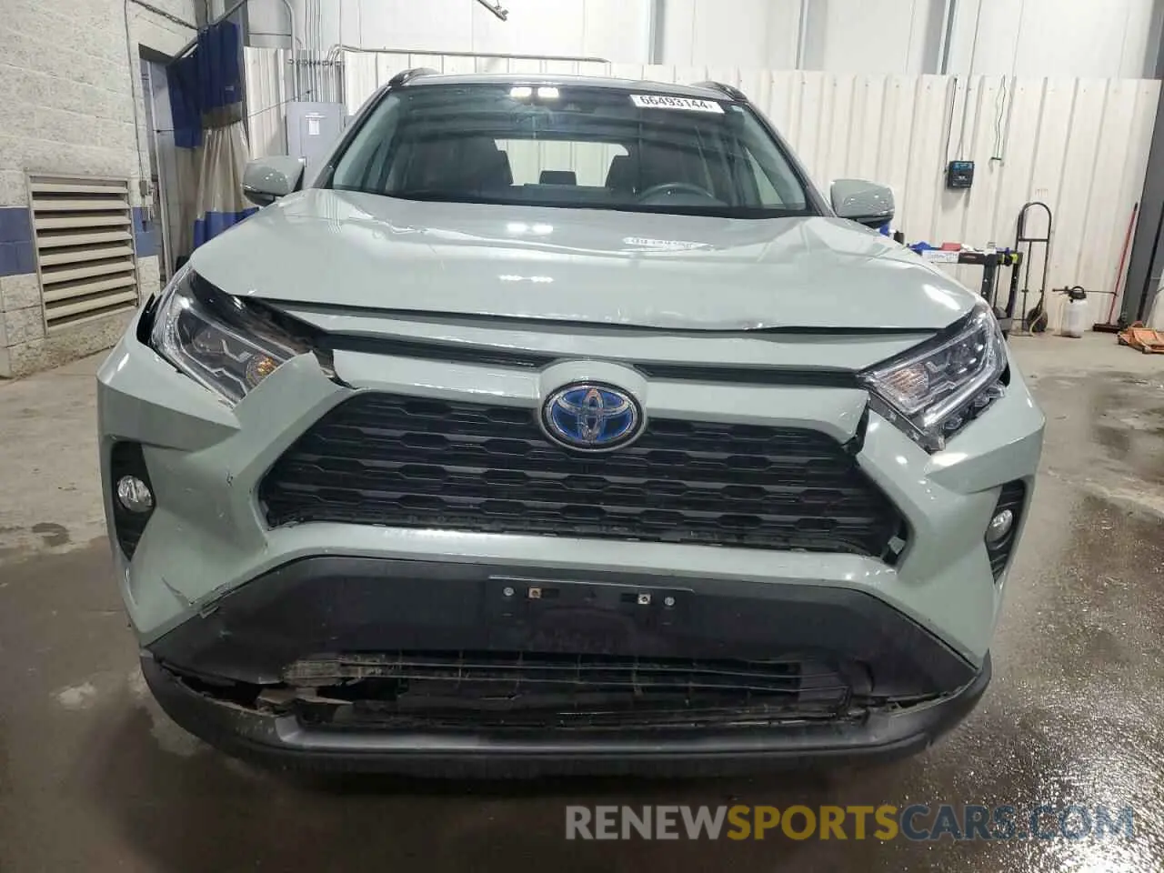 5 Photograph of a damaged car 2T3B6RFV5MW016596 TOYOTA RAV4 2021