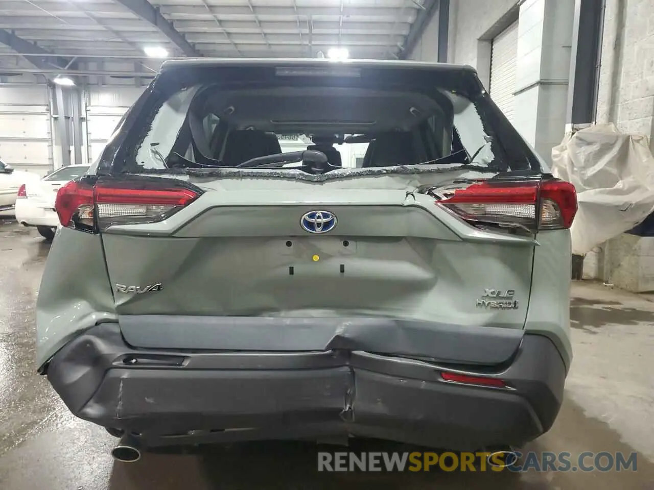 6 Photograph of a damaged car 2T3B6RFV5MW016596 TOYOTA RAV4 2021