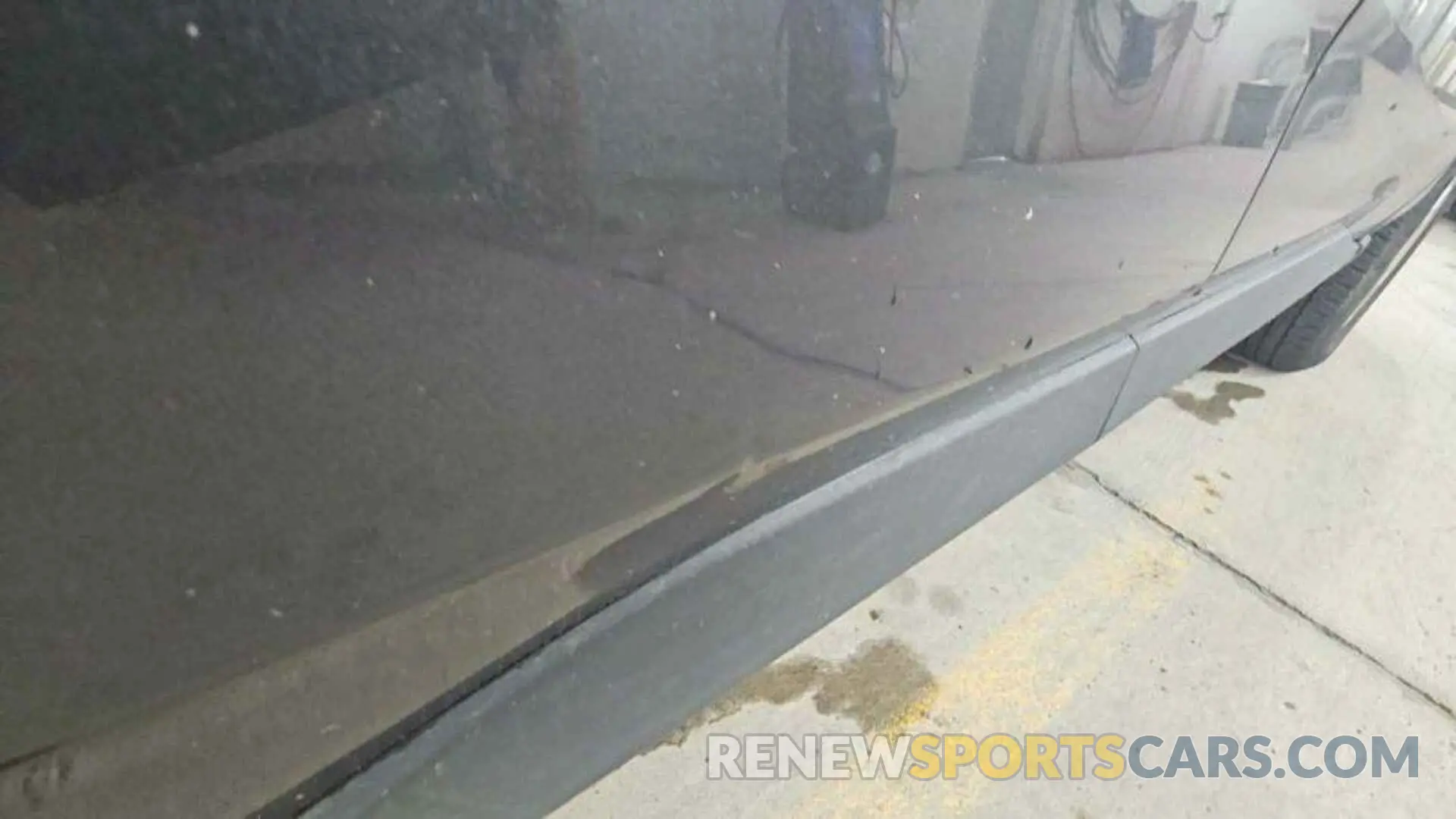 4 Photograph of a damaged car 2T3B6RFV8MW020173 TOYOTA RAV4 2021