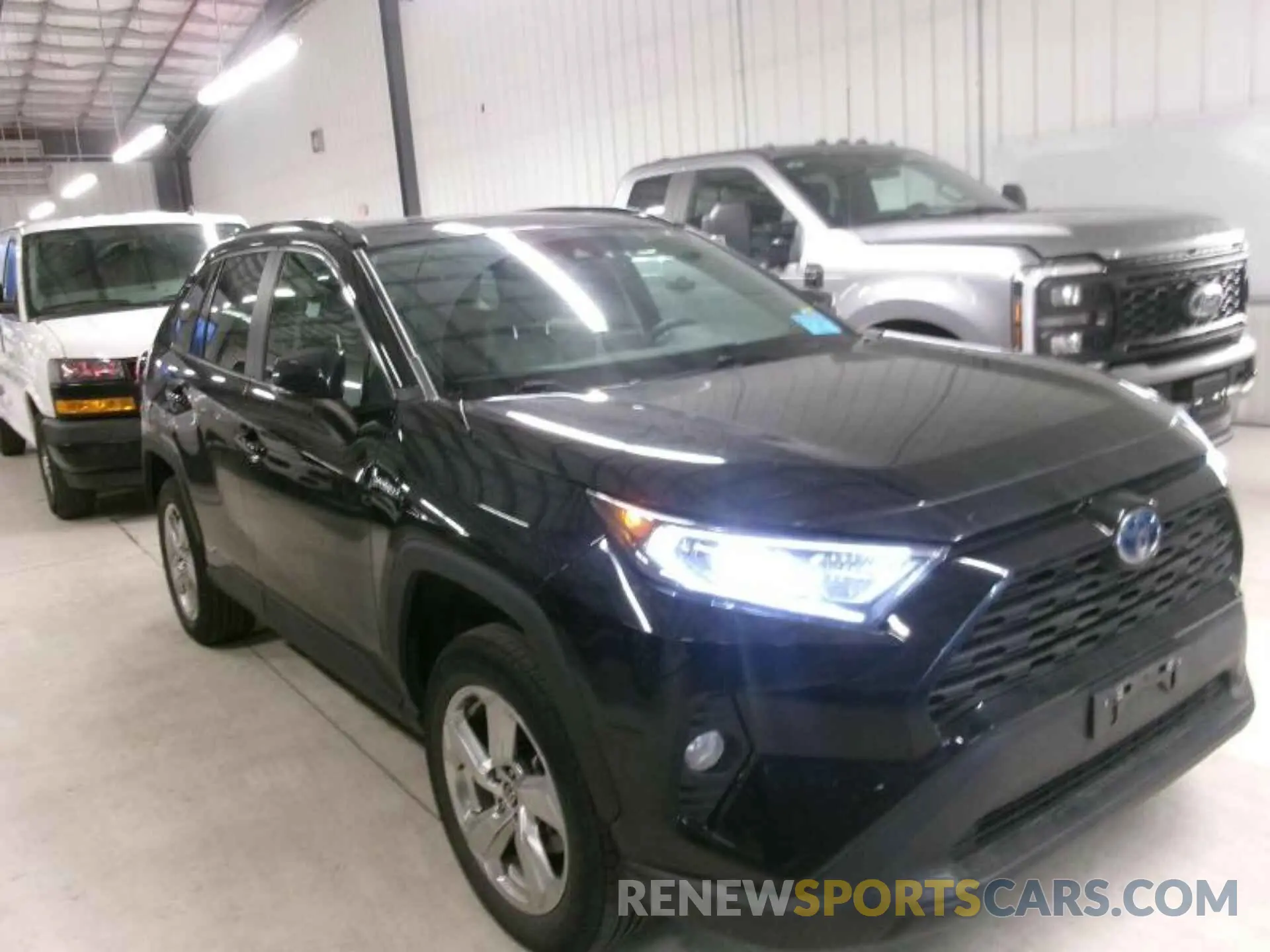 14 Photograph of a damaged car 2T3B6RFV9MW020232 TOYOTA RAV4 2021