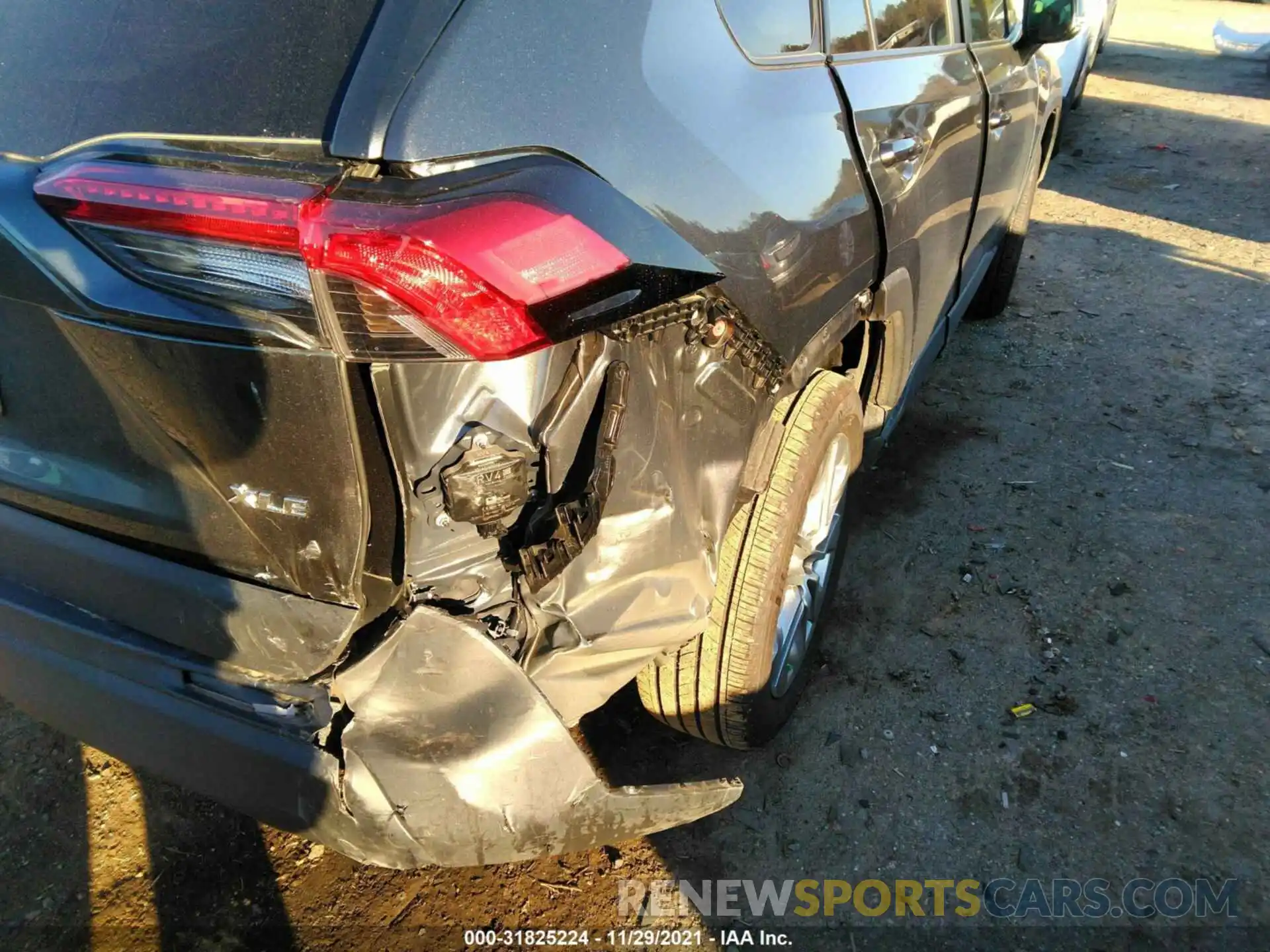 6 Photograph of a damaged car 2T3C1RFV0MC097379 TOYOTA RAV4 2021