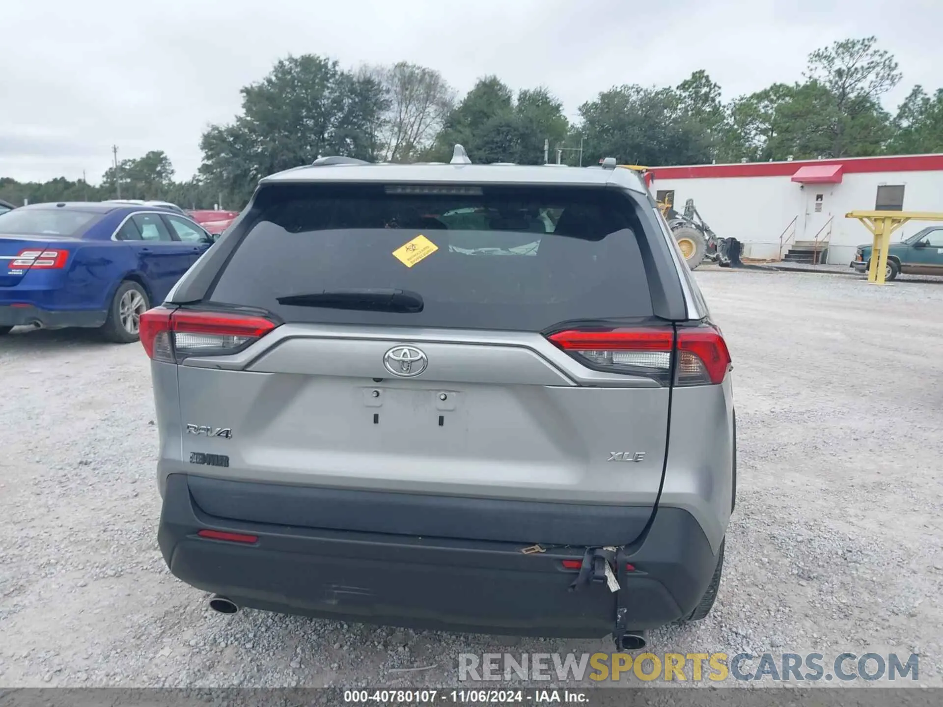 16 Photograph of a damaged car 2T3C1RFV0MC109899 TOYOTA RAV4 2021