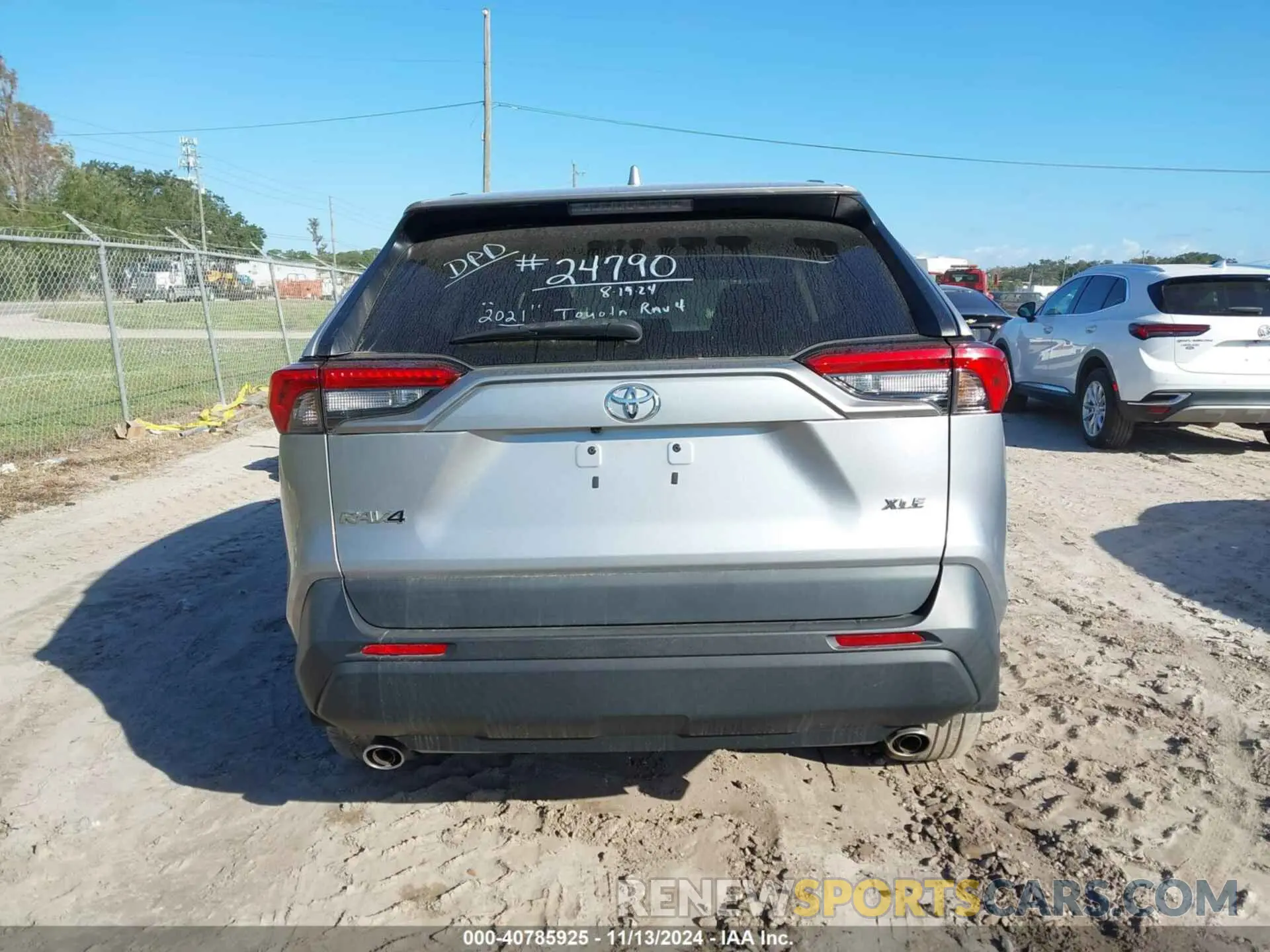 16 Photograph of a damaged car 2T3C1RFV0MC118781 TOYOTA RAV4 2021