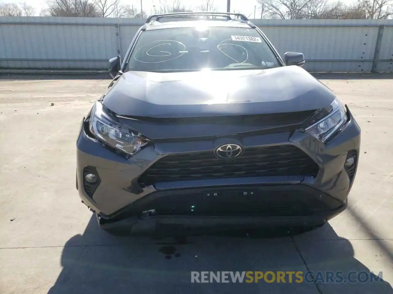 9 Photograph of a damaged car 2T3C1RFV0MC165454 TOYOTA RAV4 2021