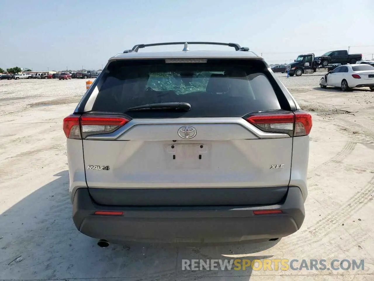 6 Photograph of a damaged car 2T3C1RFV0MC171822 TOYOTA RAV4 2021