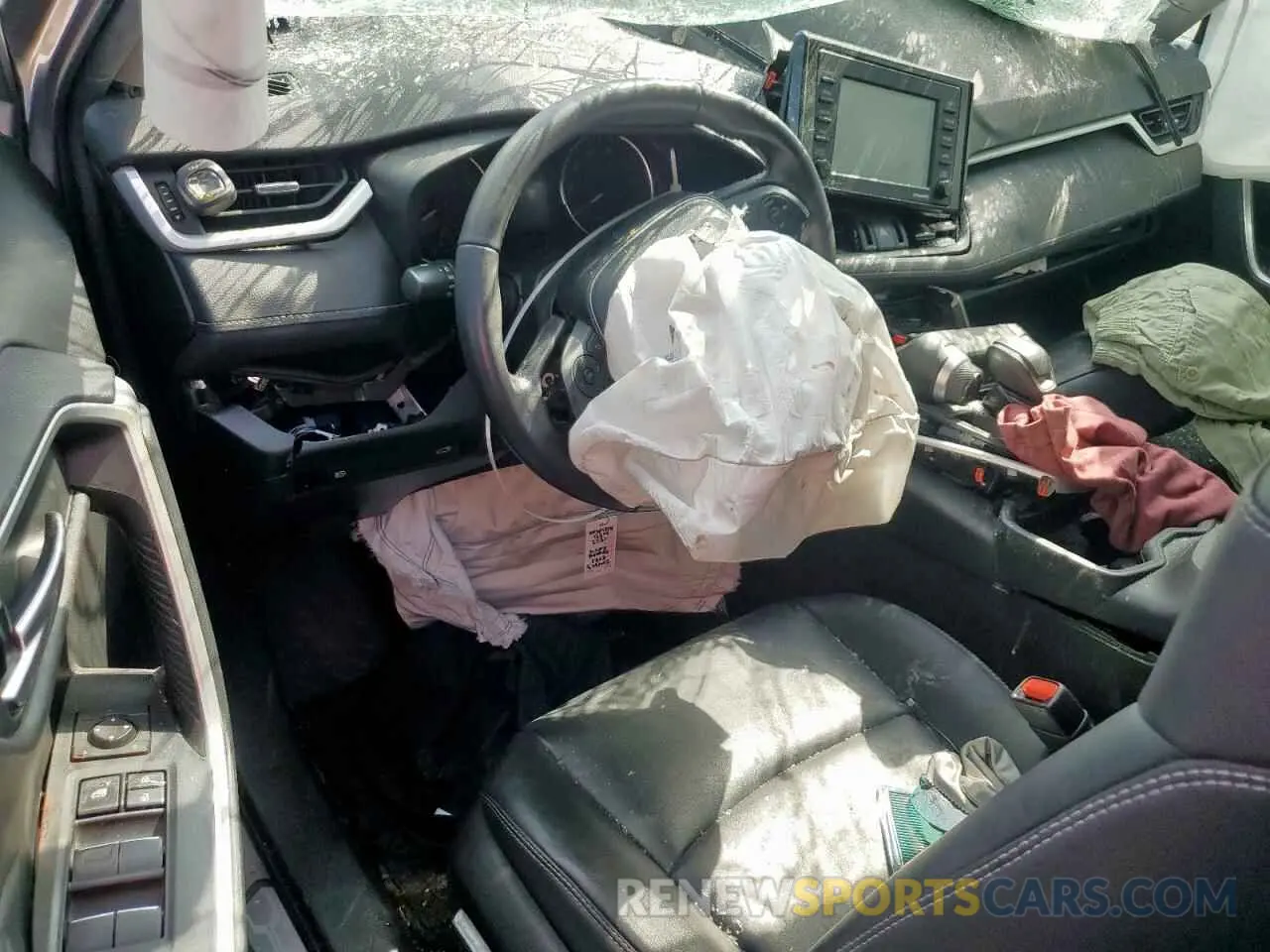 8 Photograph of a damaged car 2T3C1RFV0MC171822 TOYOTA RAV4 2021