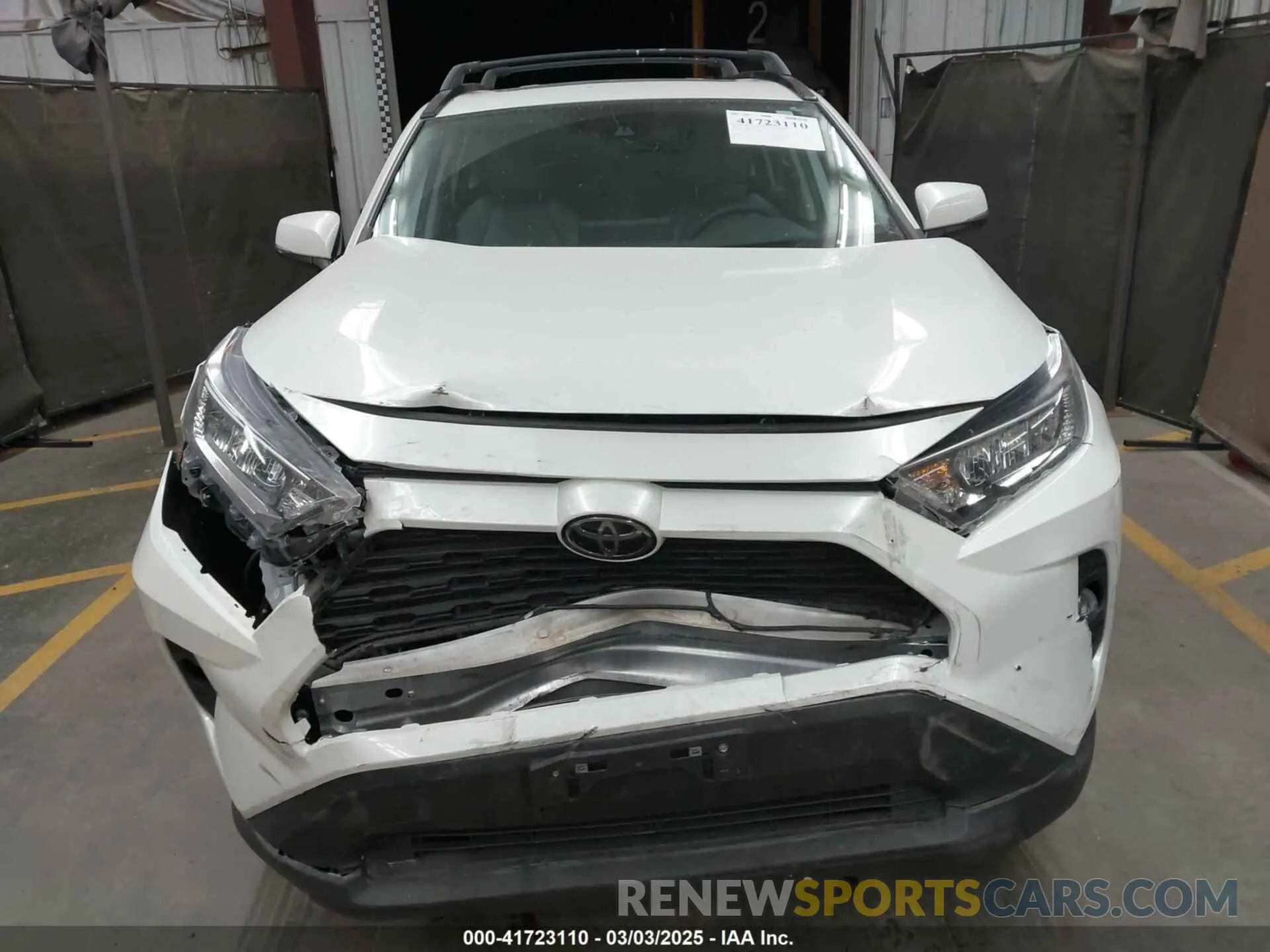12 Photograph of a damaged car 2T3C1RFV0MW131609 TOYOTA RAV4 2021