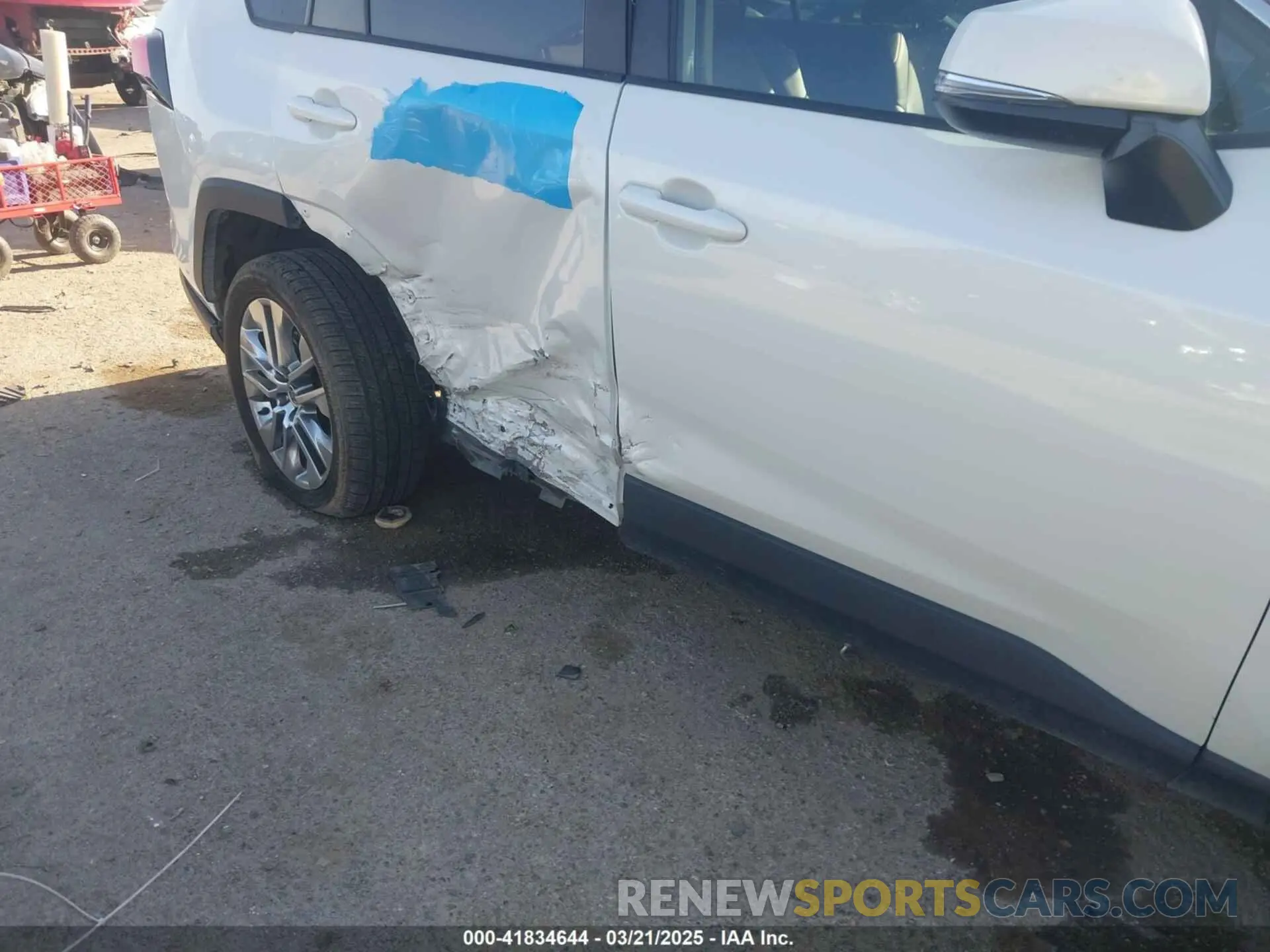 6 Photograph of a damaged car 2T3C1RFV0MW152654 TOYOTA RAV4 2021