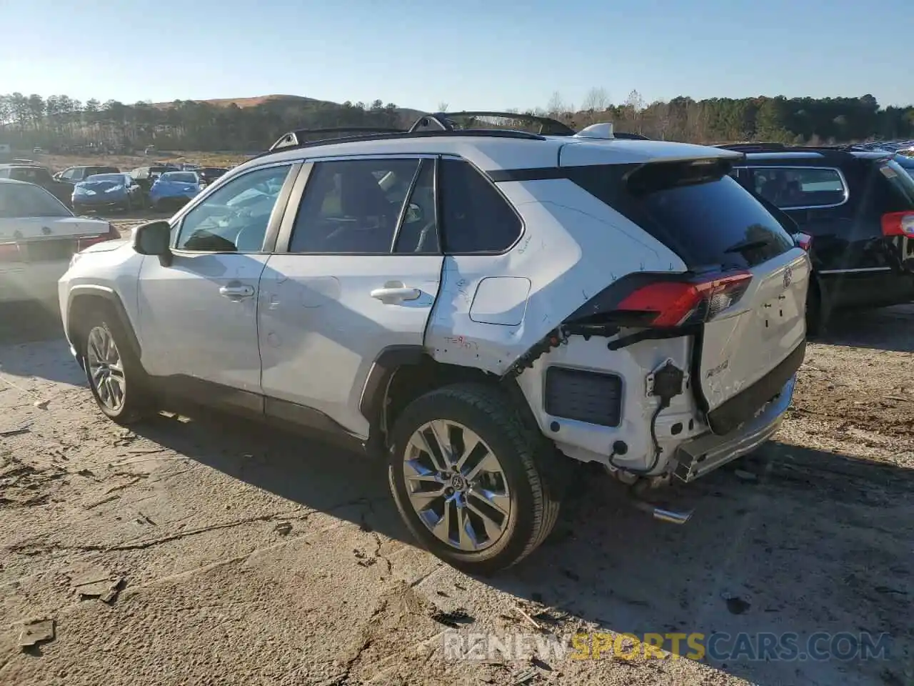 2 Photograph of a damaged car 2T3C1RFV0MW161645 TOYOTA RAV4 2021