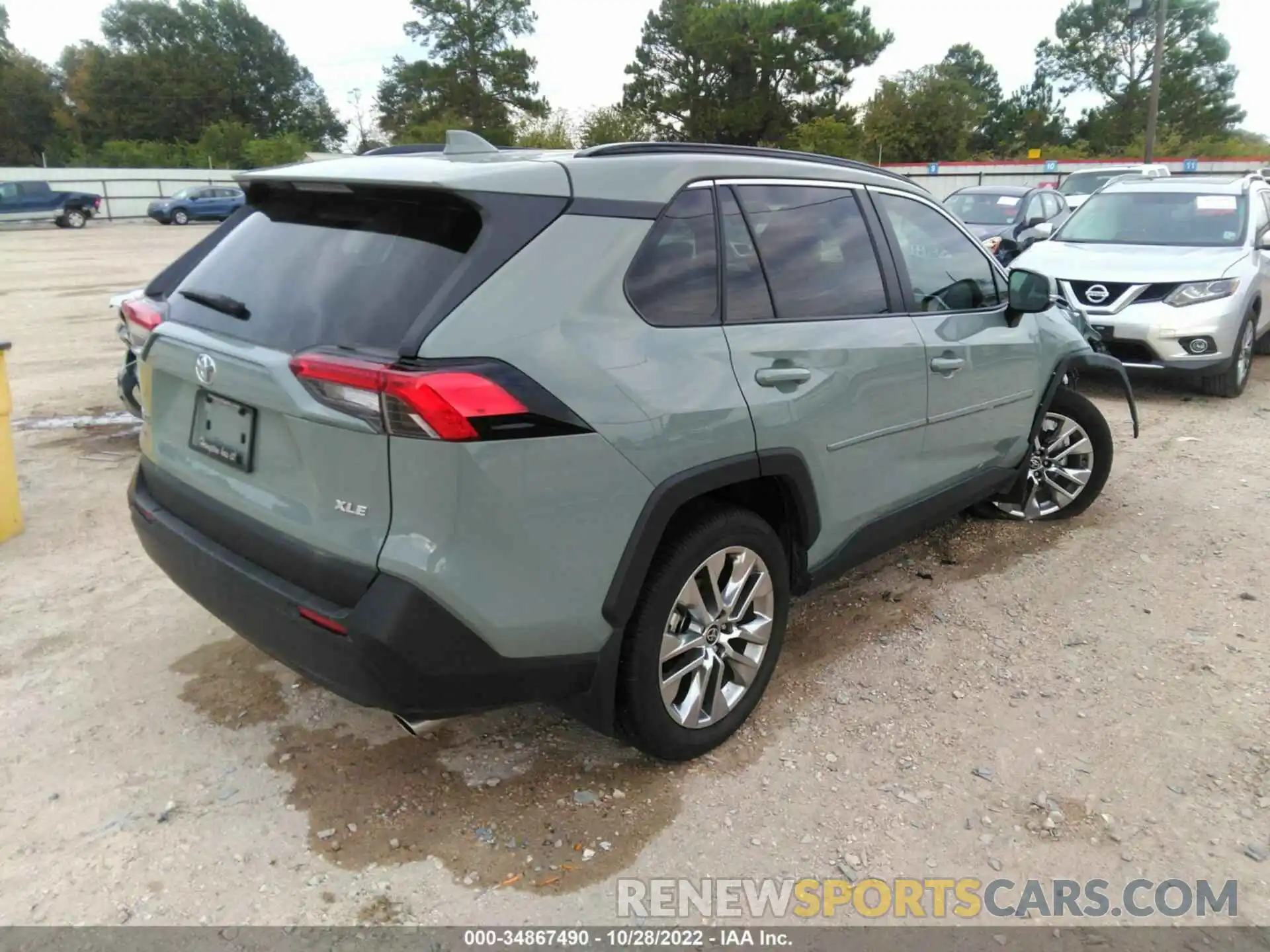 4 Photograph of a damaged car 2T3C1RFV0MW175920 TOYOTA RAV4 2021