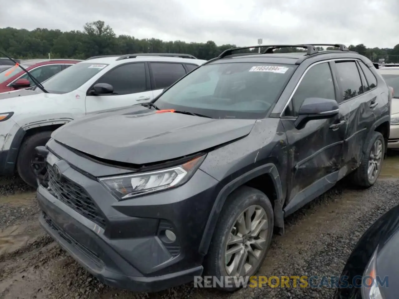 1 Photograph of a damaged car 2T3C1RFV1MC109796 TOYOTA RAV4 2021