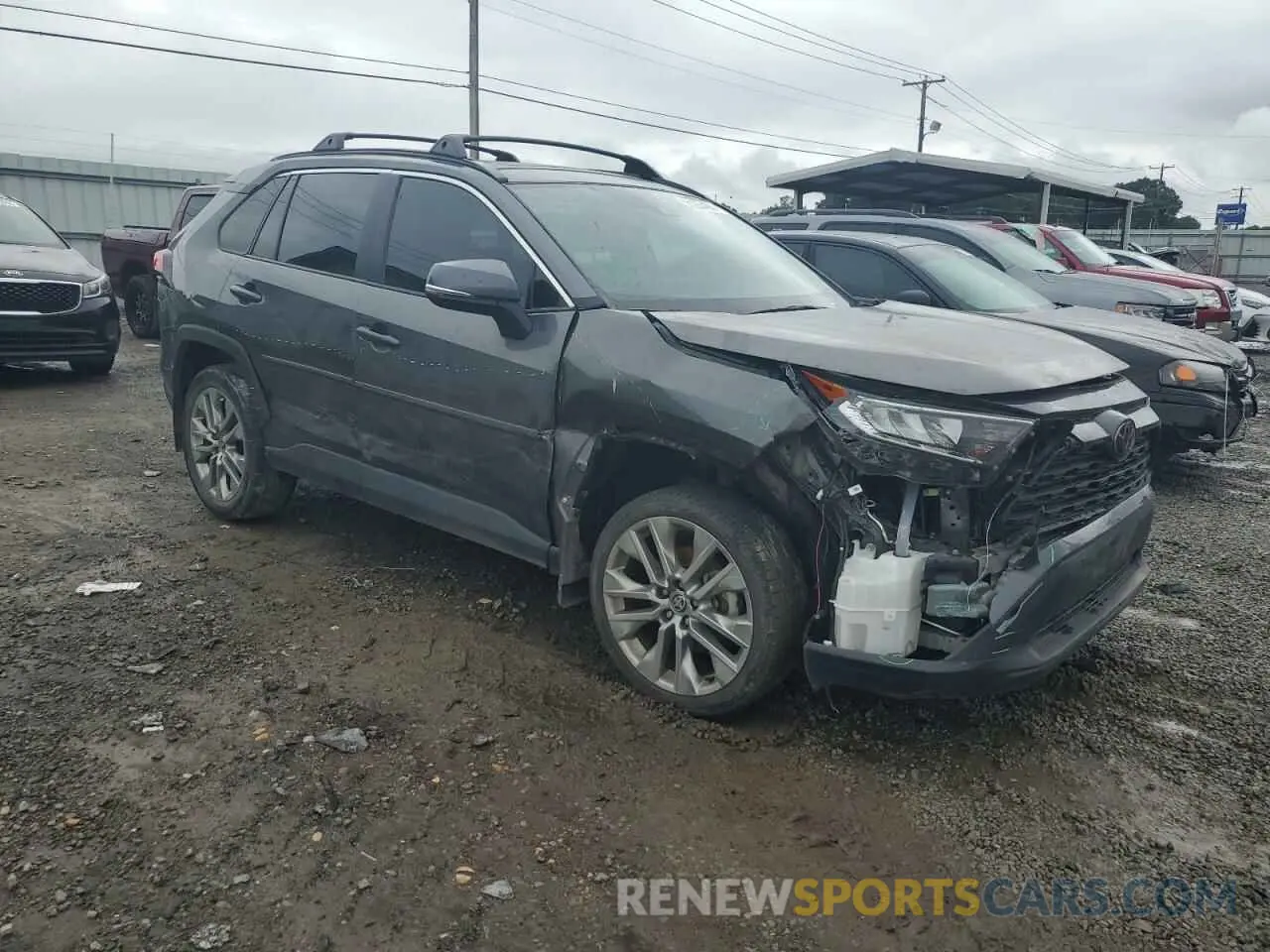 4 Photograph of a damaged car 2T3C1RFV1MC109796 TOYOTA RAV4 2021