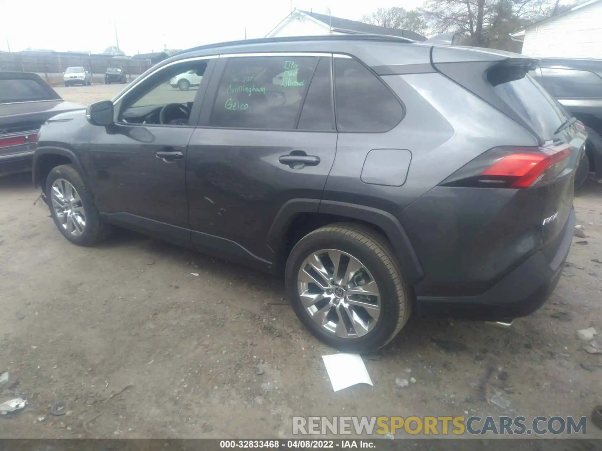 3 Photograph of a damaged car 2T3C1RFV1MC114870 TOYOTA RAV4 2021