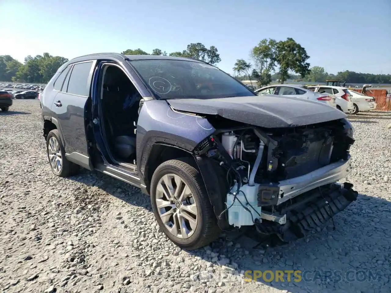 1 Photograph of a damaged car 2T3C1RFV1MW130520 TOYOTA RAV4 2021