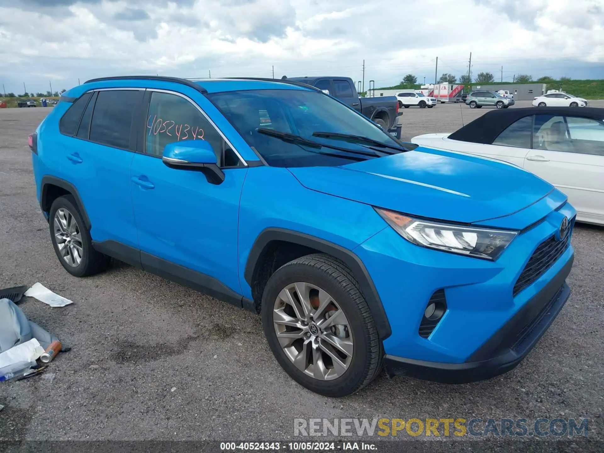 1 Photograph of a damaged car 2T3C1RFV1MW154137 TOYOTA RAV4 2021