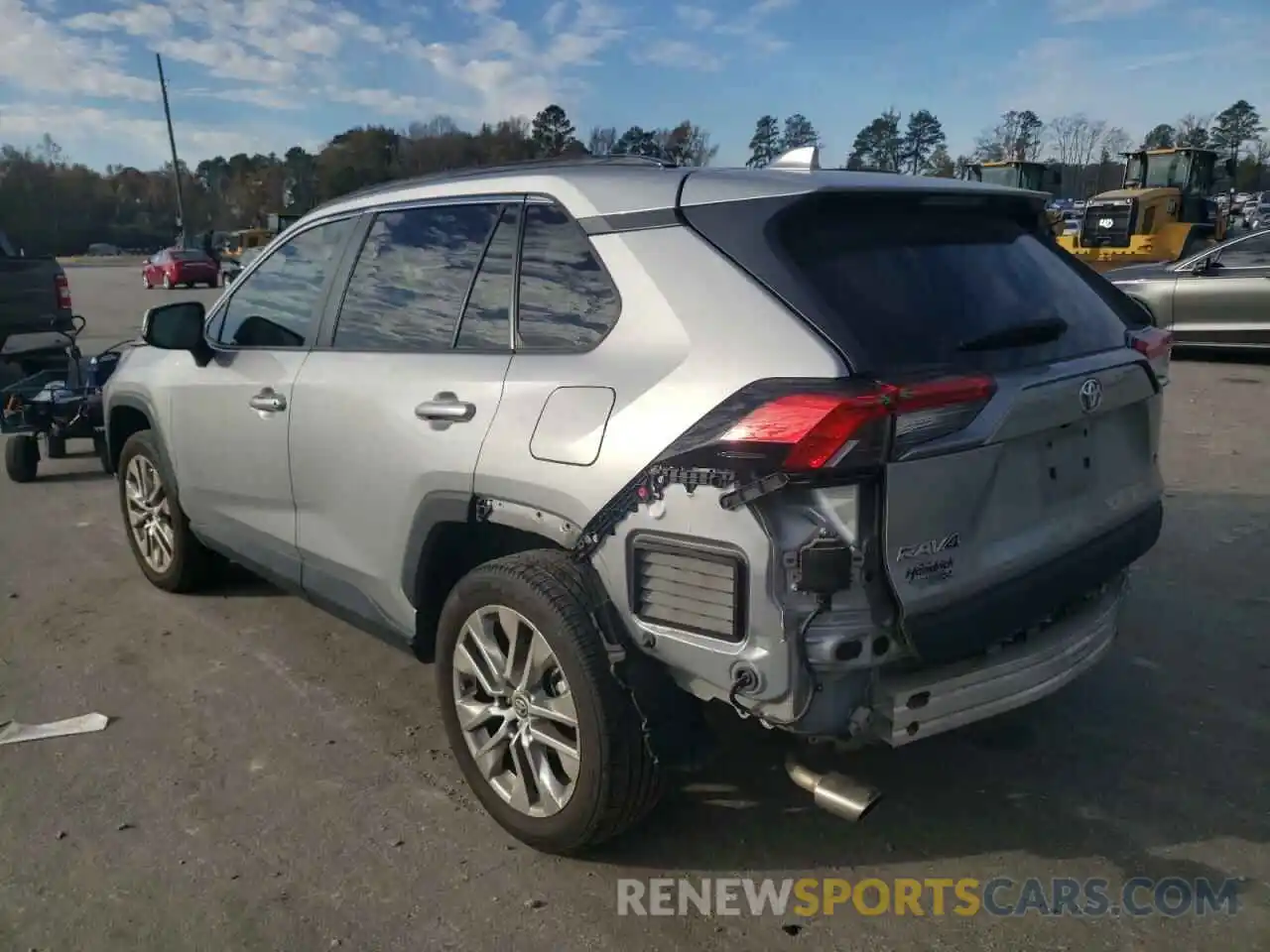 2 Photograph of a damaged car 2T3C1RFV2MC112254 TOYOTA RAV4 2021