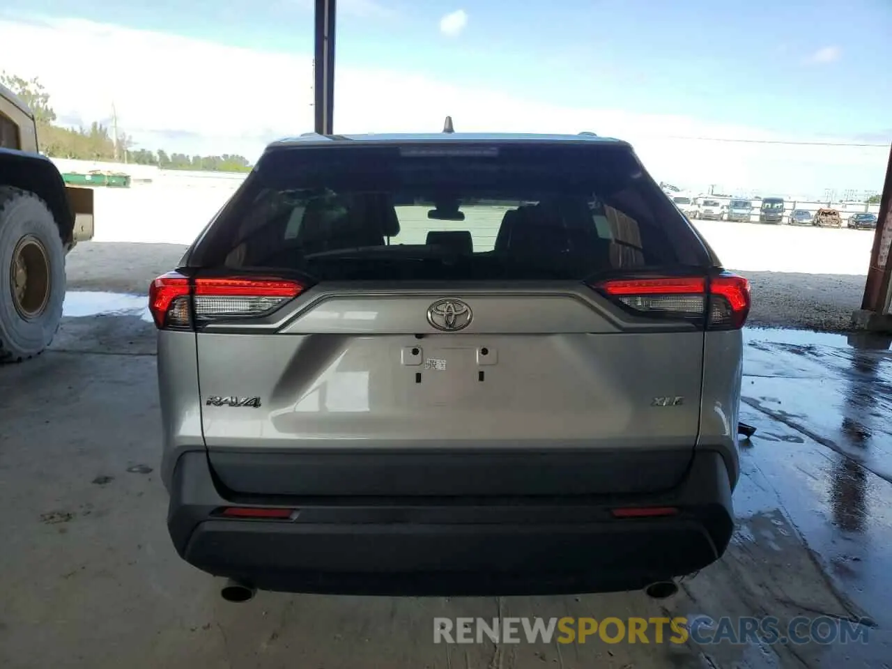 6 Photograph of a damaged car 2T3C1RFV2MC115915 TOYOTA RAV4 2021