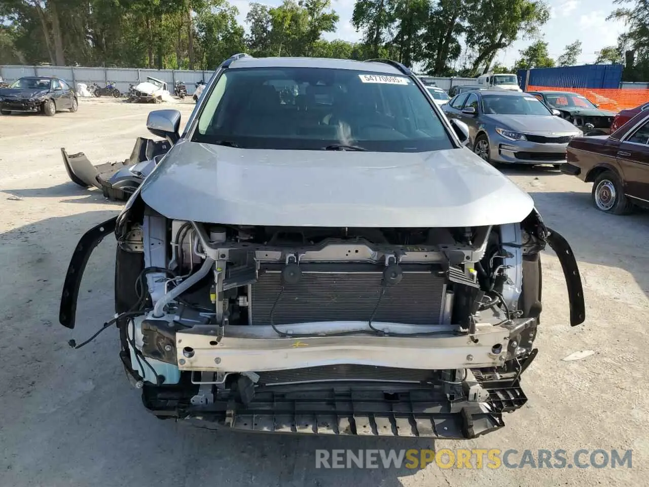 5 Photograph of a damaged car 2T3C1RFV2MW108283 TOYOTA RAV4 2021