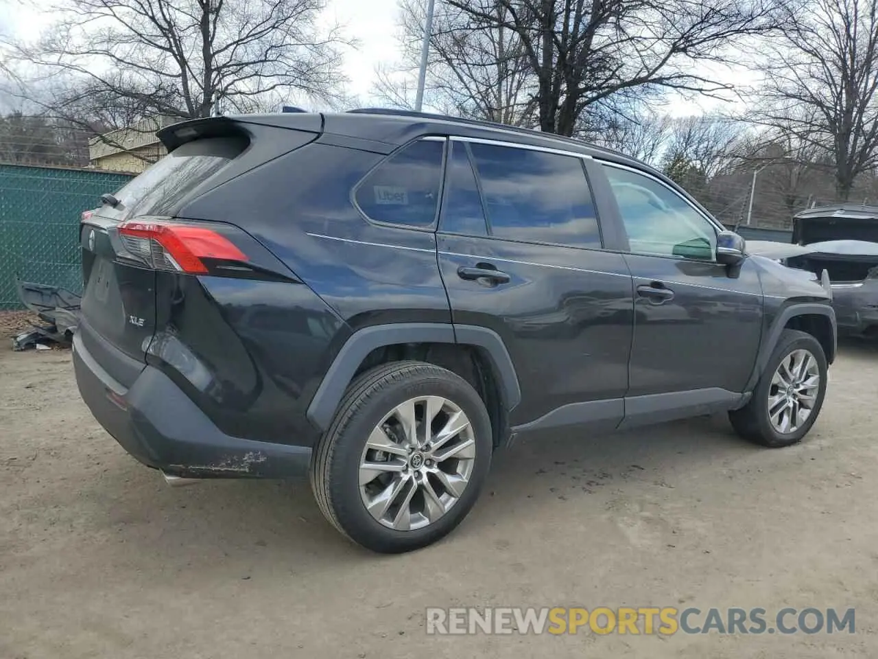 3 Photograph of a damaged car 2T3C1RFV2MW115671 TOYOTA RAV4 2021