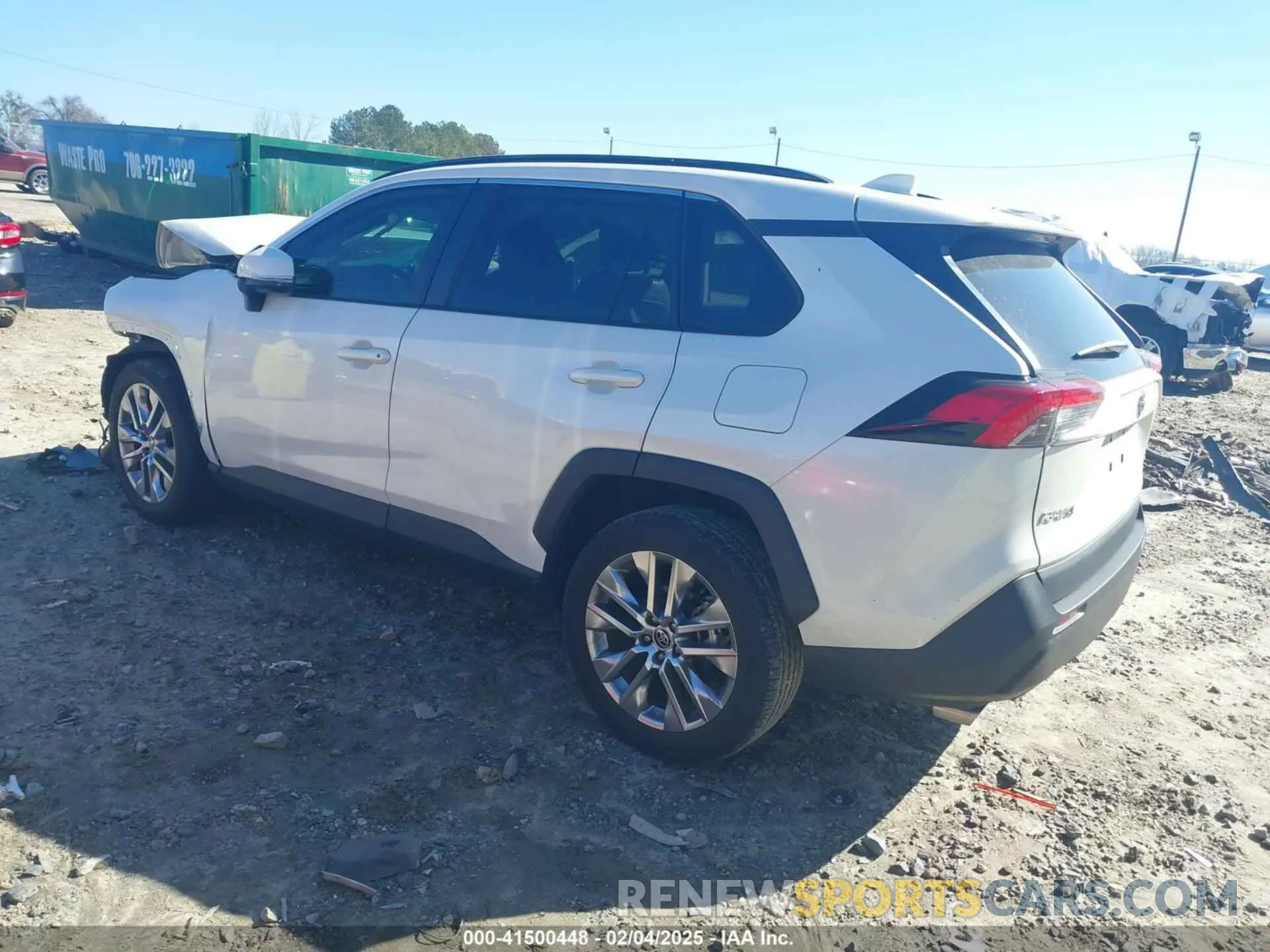 3 Photograph of a damaged car 2T3C1RFV2MW130185 TOYOTA RAV4 2021